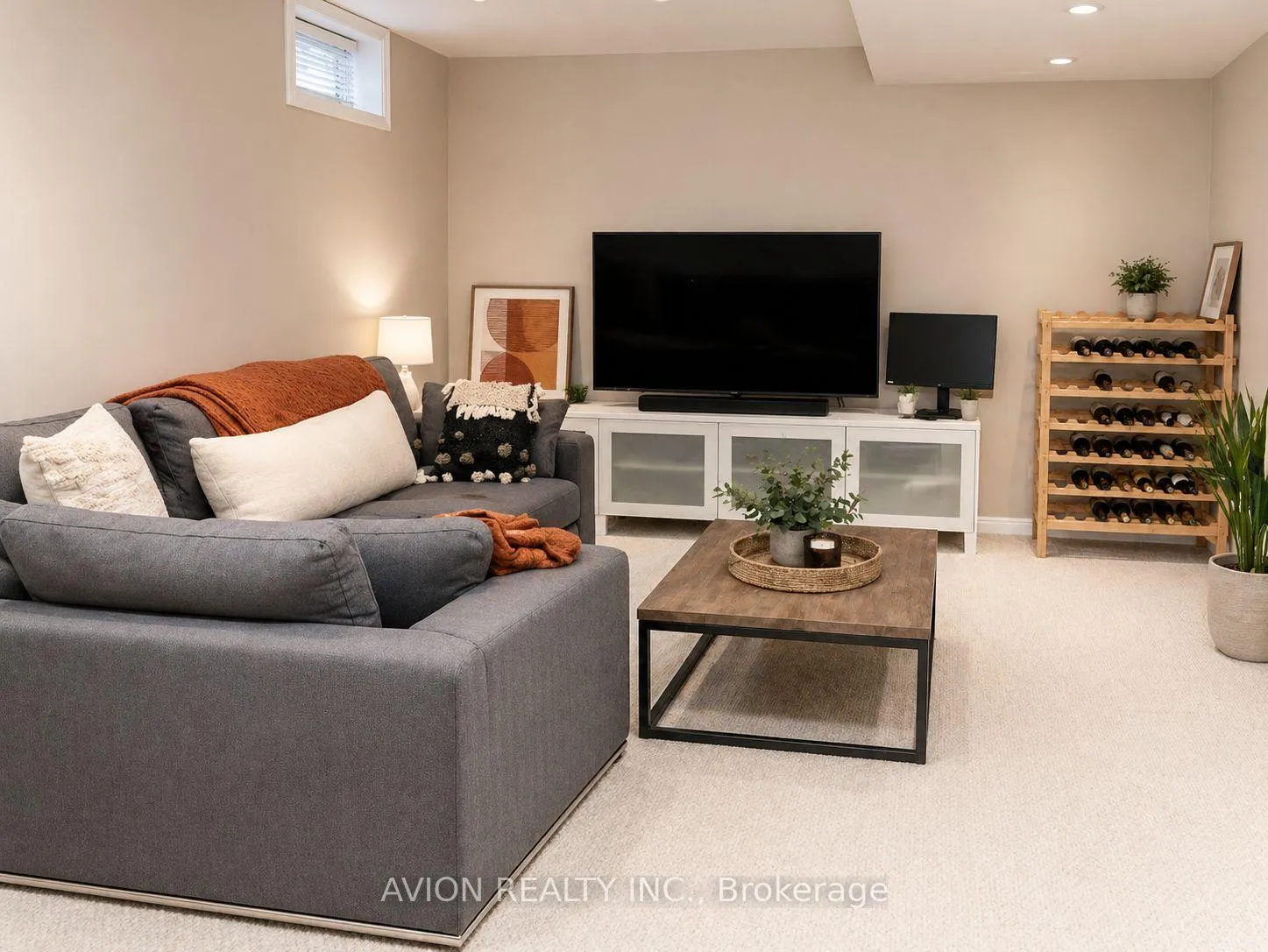 Photo 12 of 22 Marriner Crescent, Ajax, Northeast Ajax — HOMEH