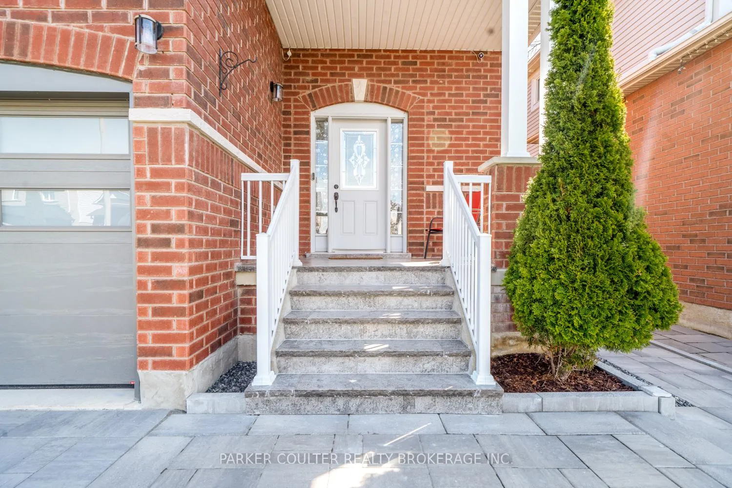 Photo 3 of 117 Winchester Terrace, Barrie, Rural Barrie Southeast — HOMEH