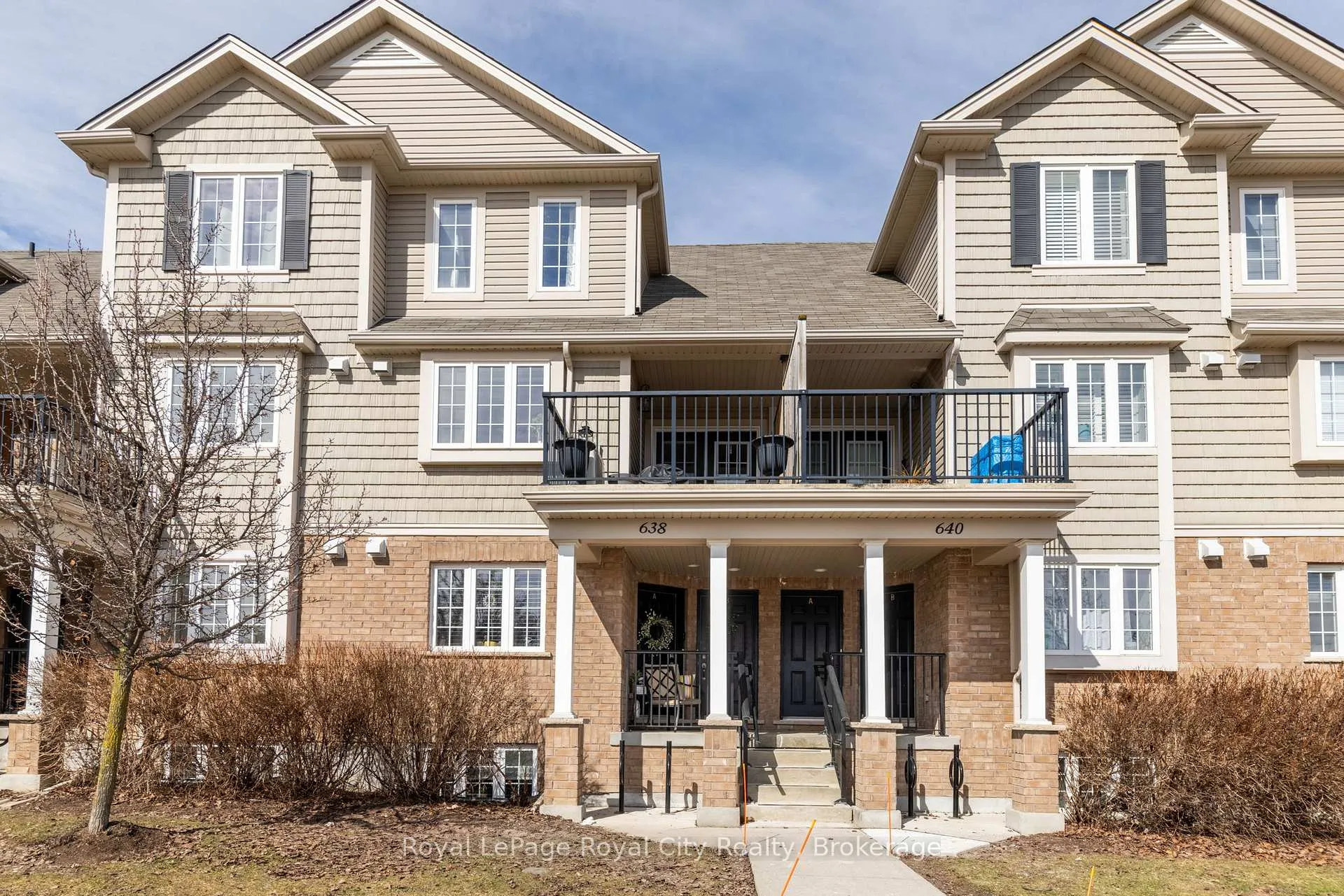 Front of Unit B, 638 Woodlawn Road