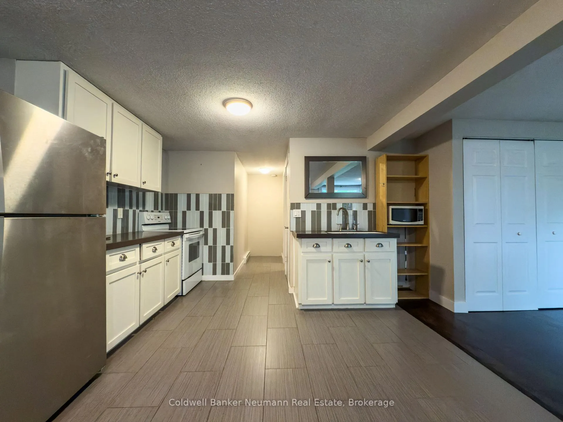 Photo 4 of Unit Lower, 723 Scottsdale Drive, Guelph, Kortright West — HOMEH