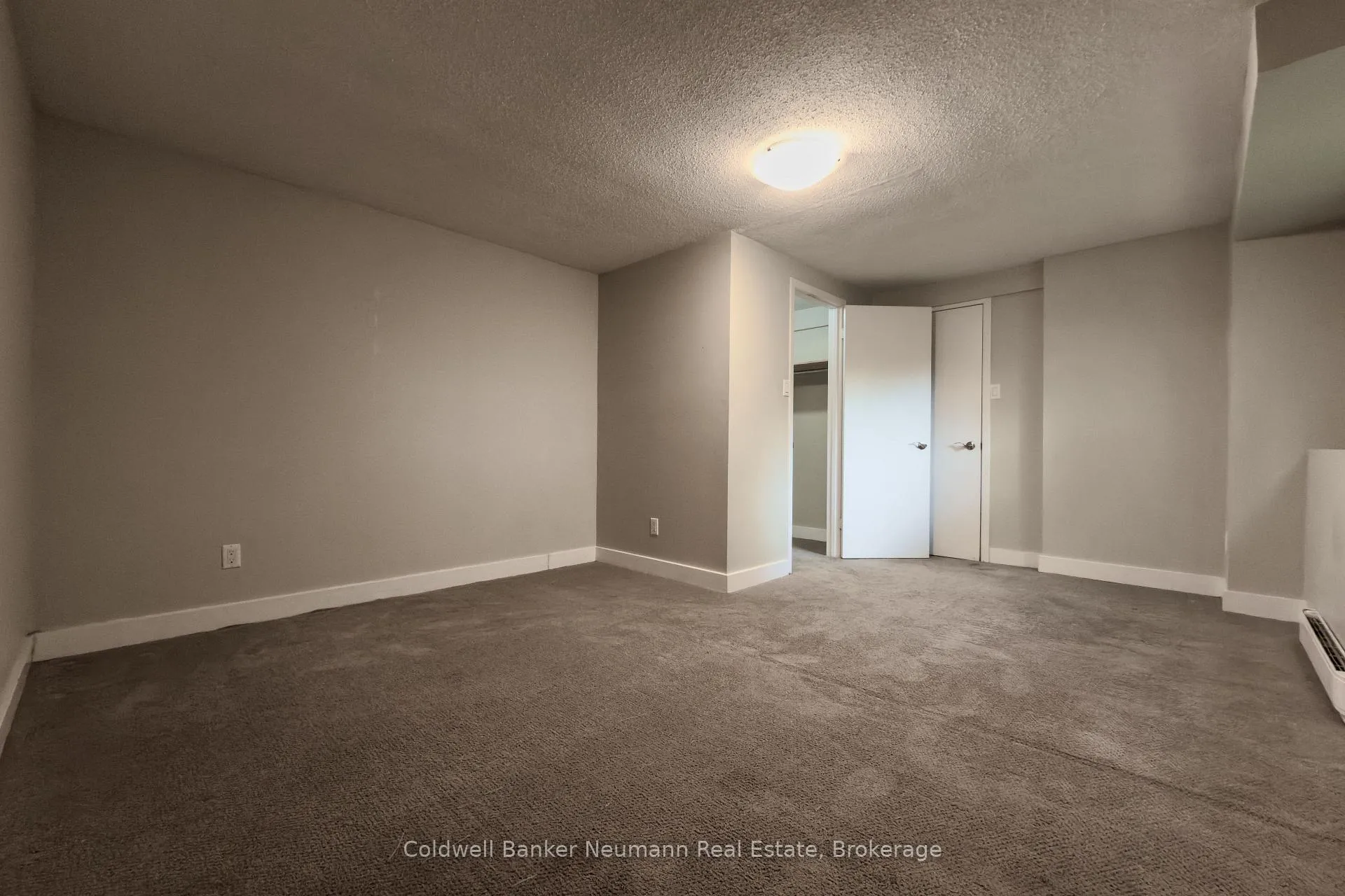 Photo 6 of Unit Lower, 723 Scottsdale Drive, Guelph, Kortright West — HOMEH