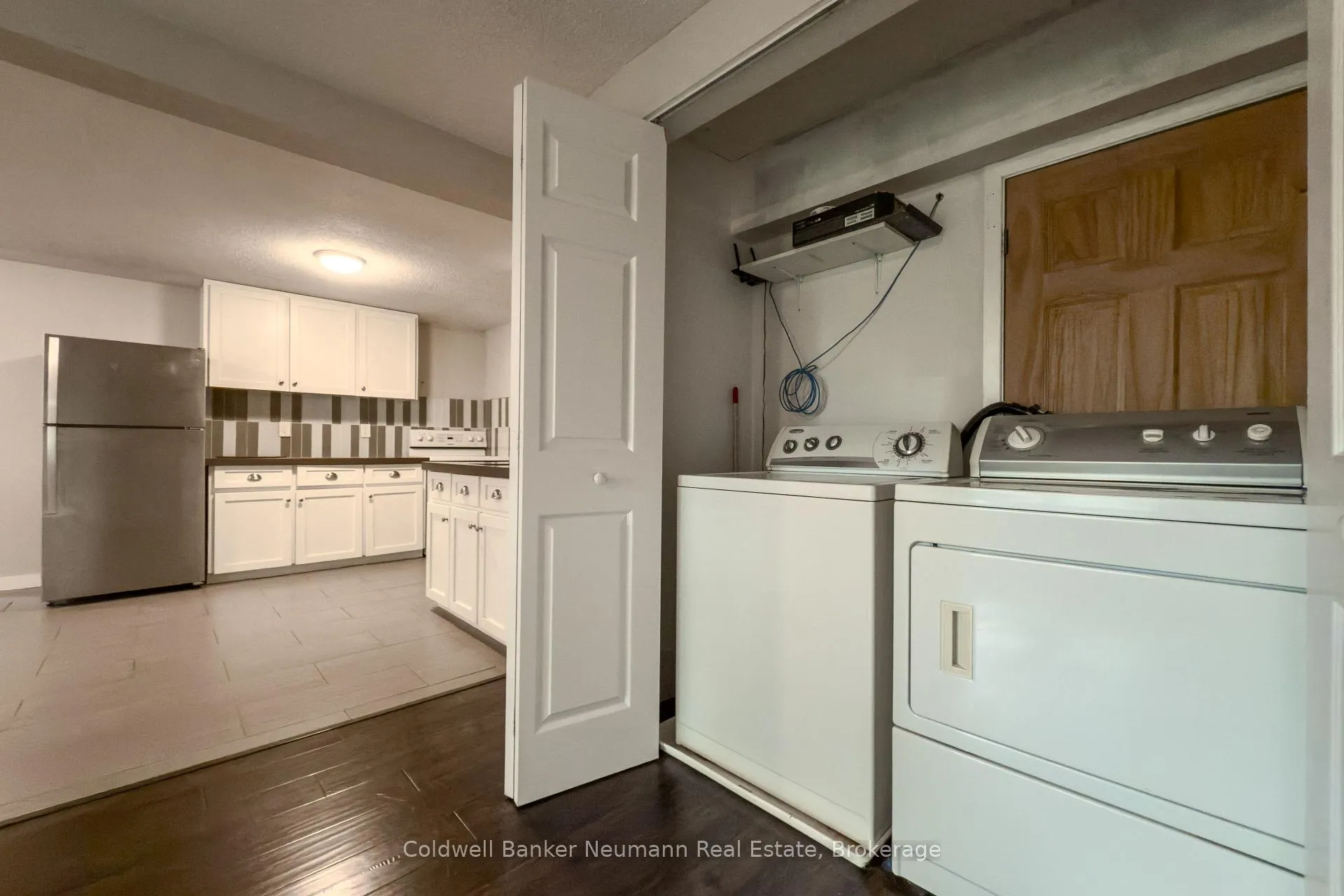 Photo 10 of Unit Lower, 723 Scottsdale Drive, Guelph, Kortright West — HOMEH