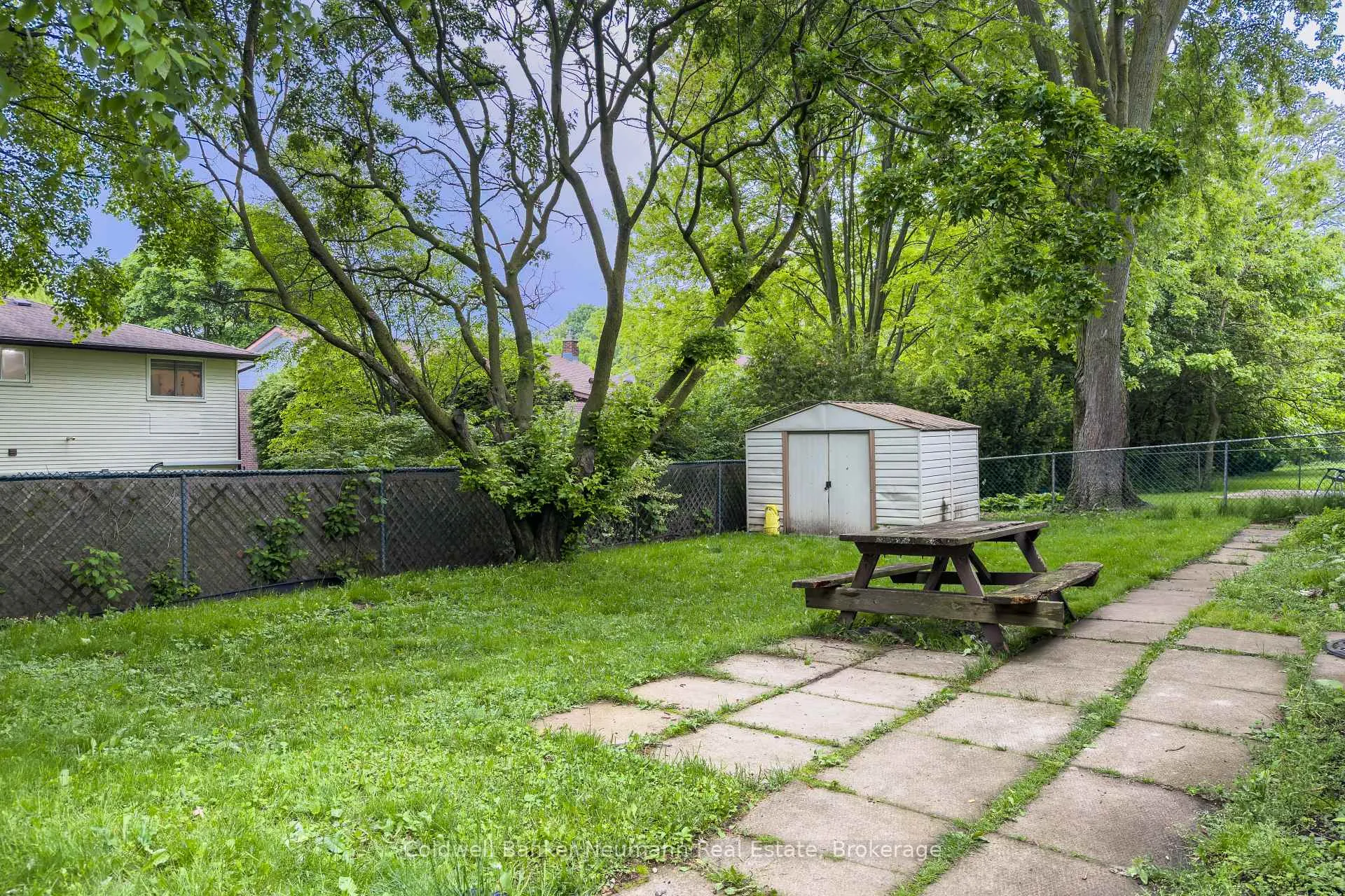 Photo 12 of Unit Lower, 723 Scottsdale Drive, Guelph, Kortright West — HOMEH