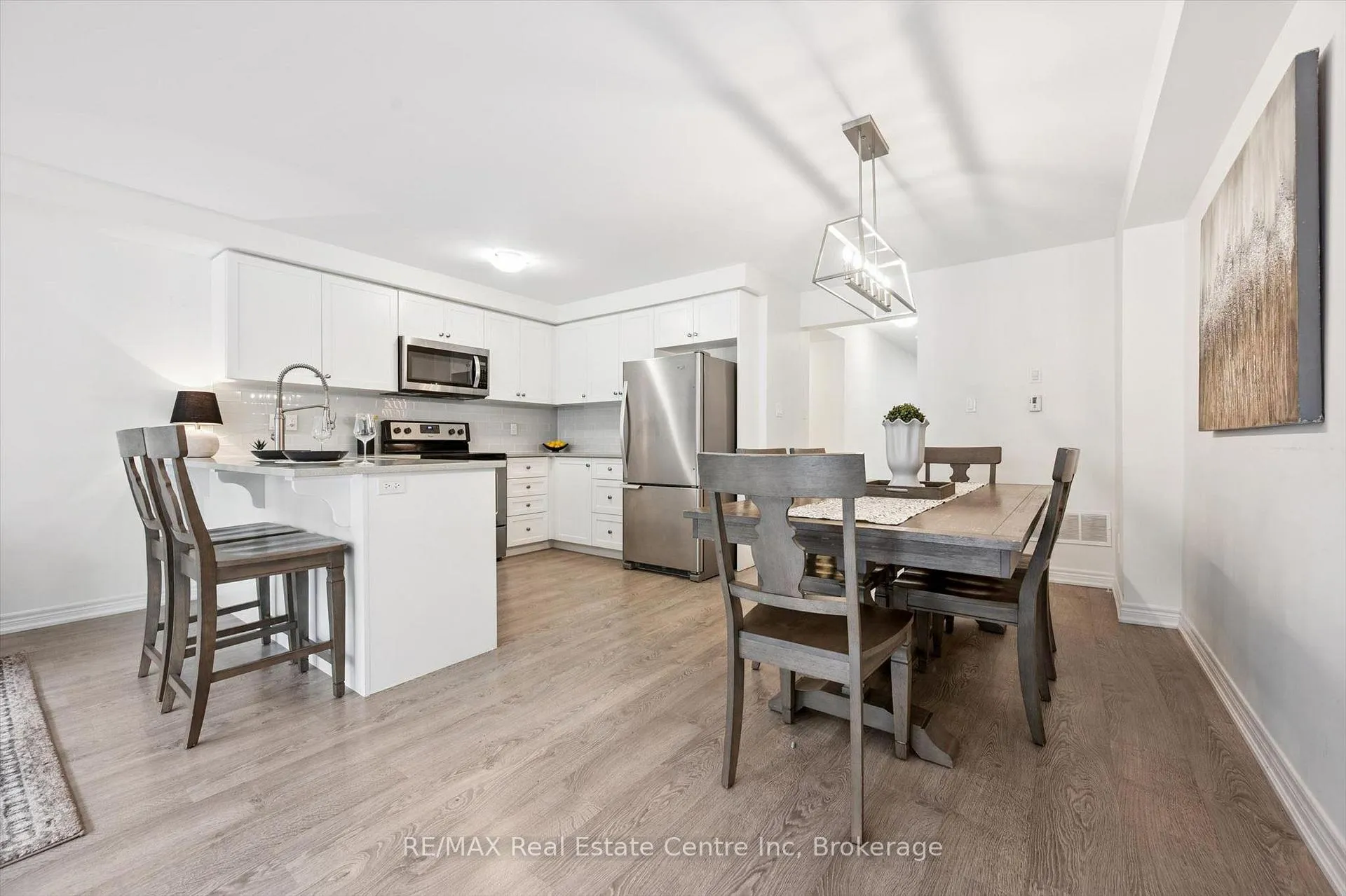 Photo 2 of 26 Skinner Drive, Guelph, Grange Road — HOMEH