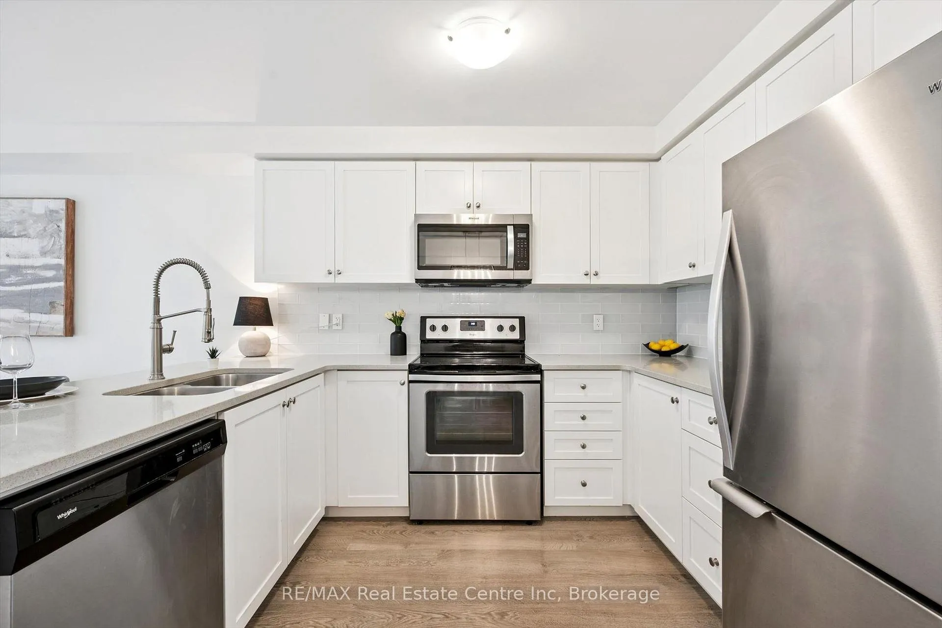 Photo 4 of 26 Skinner Drive, Guelph, Grange Road — HOMEH