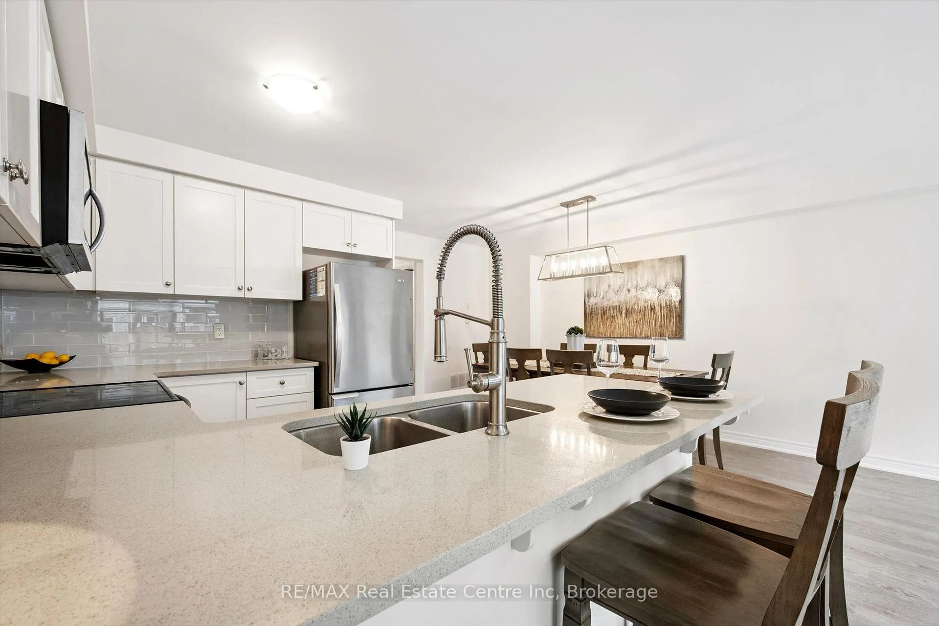 Photo 5 of 26 Skinner Drive, Guelph, Grange Road — HOMEH