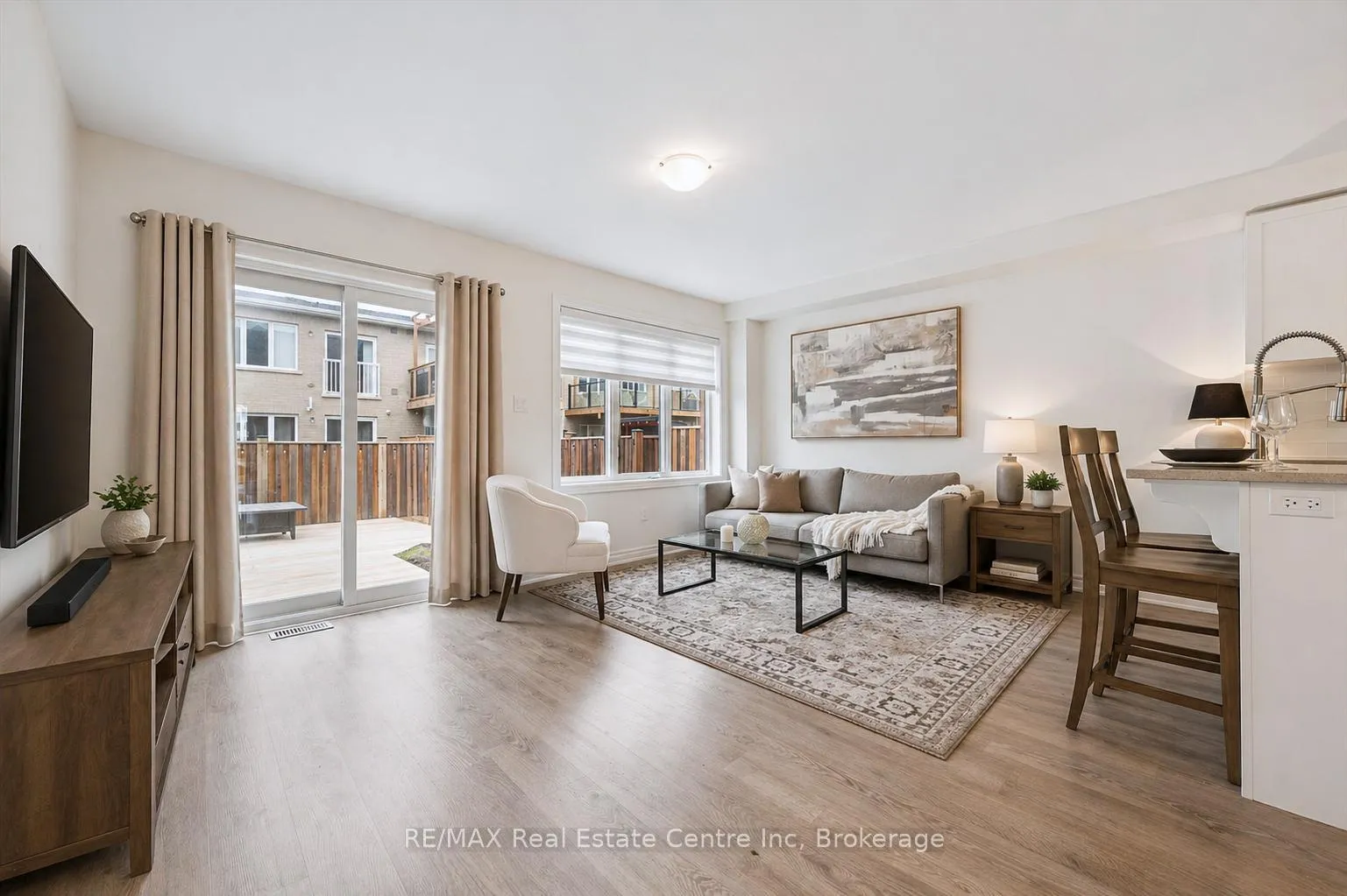 Photo 7 of 26 Skinner Drive, Guelph, Grange Road — HOMEH