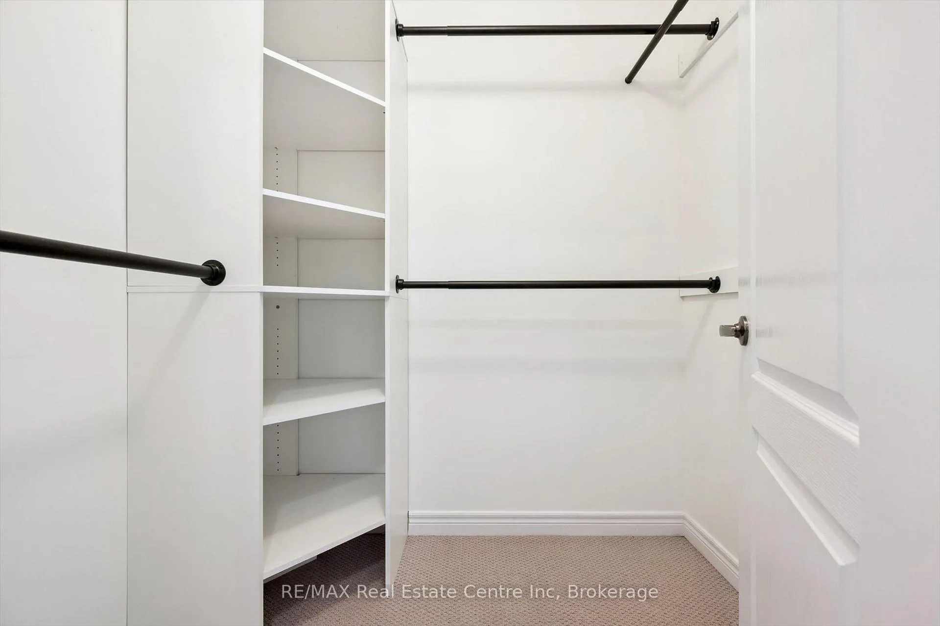 Photo 12 of 26 Skinner Drive, Guelph, Grange Road — HOMEH