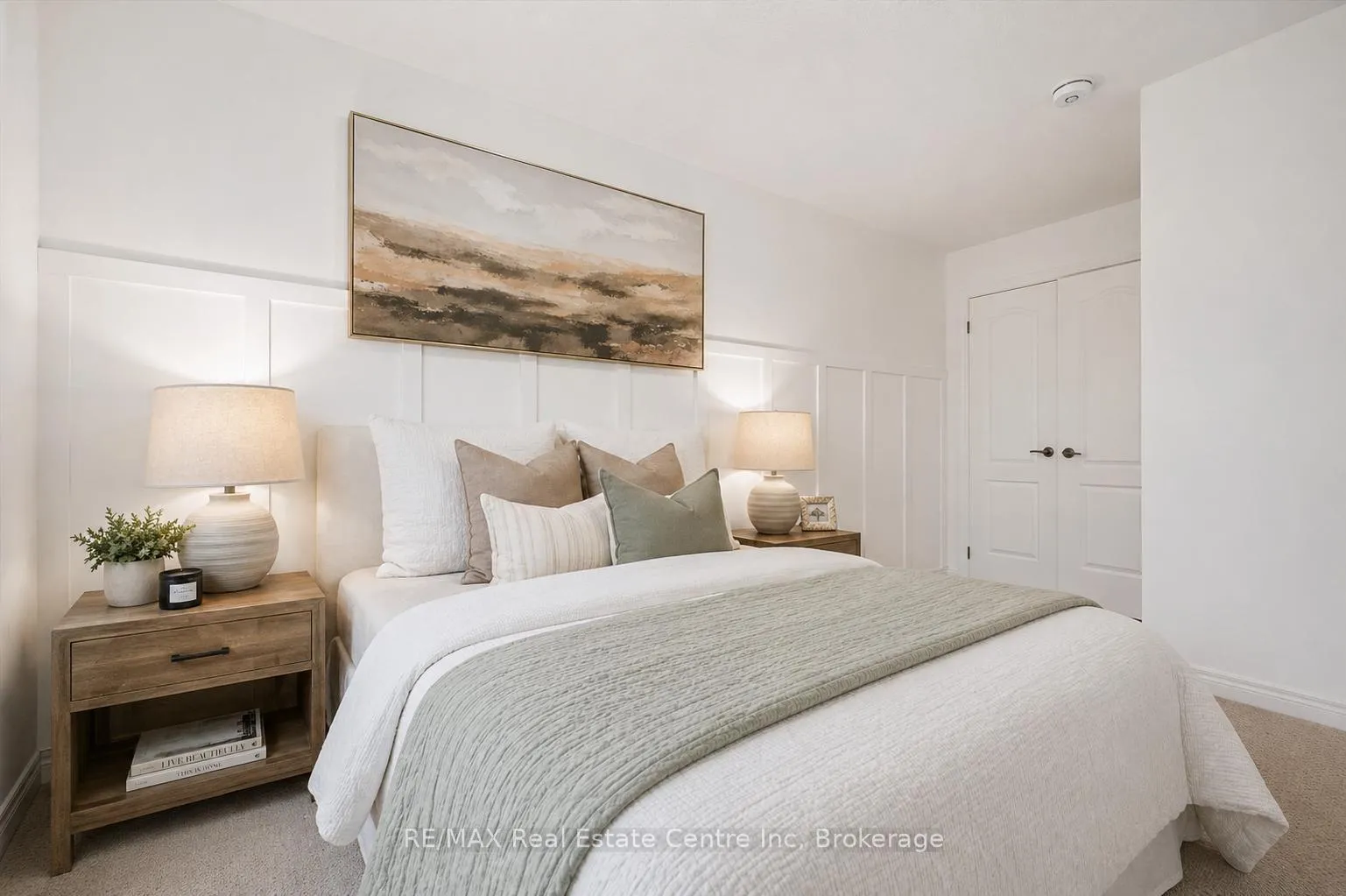 Photo 14 of 26 Skinner Drive, Guelph, Grange Road — HOMEH