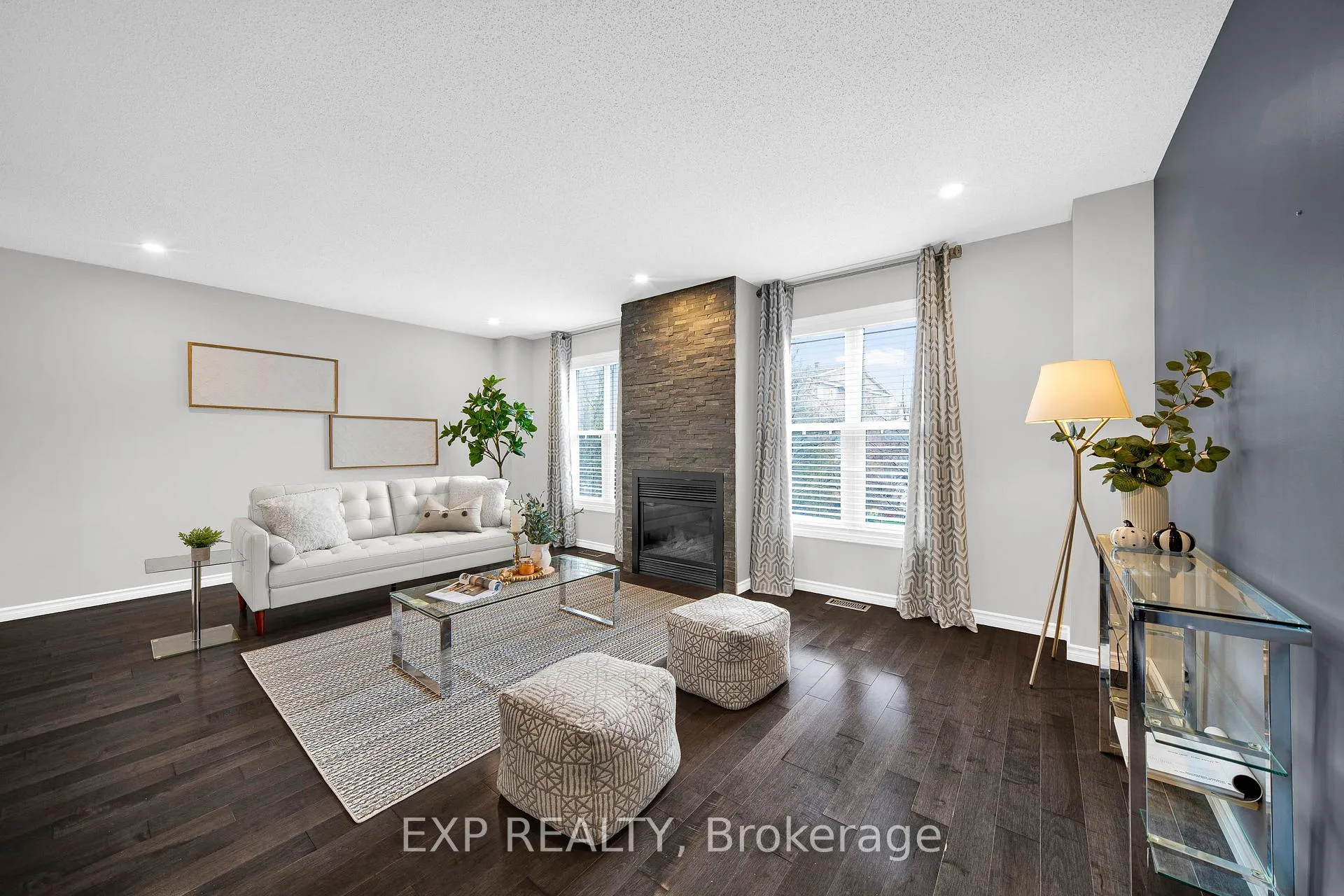 Photo 6 of 143 Arcola Private, Ottawa, Overbrook/Castle Heights — HOMEH