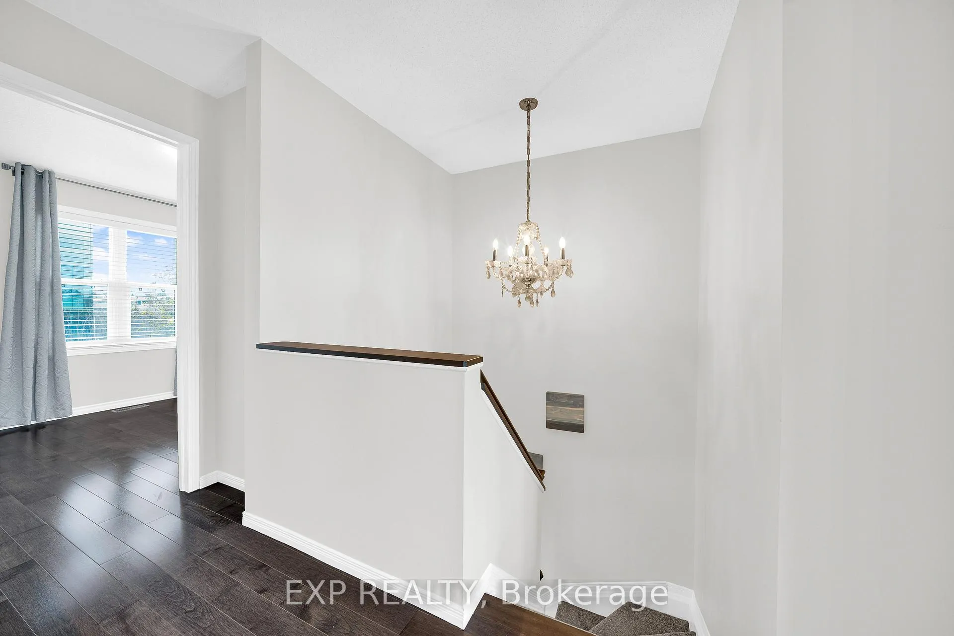 Photo 19 of 143 Arcola Private, Ottawa, Overbrook/Castle Heights — HOMEH