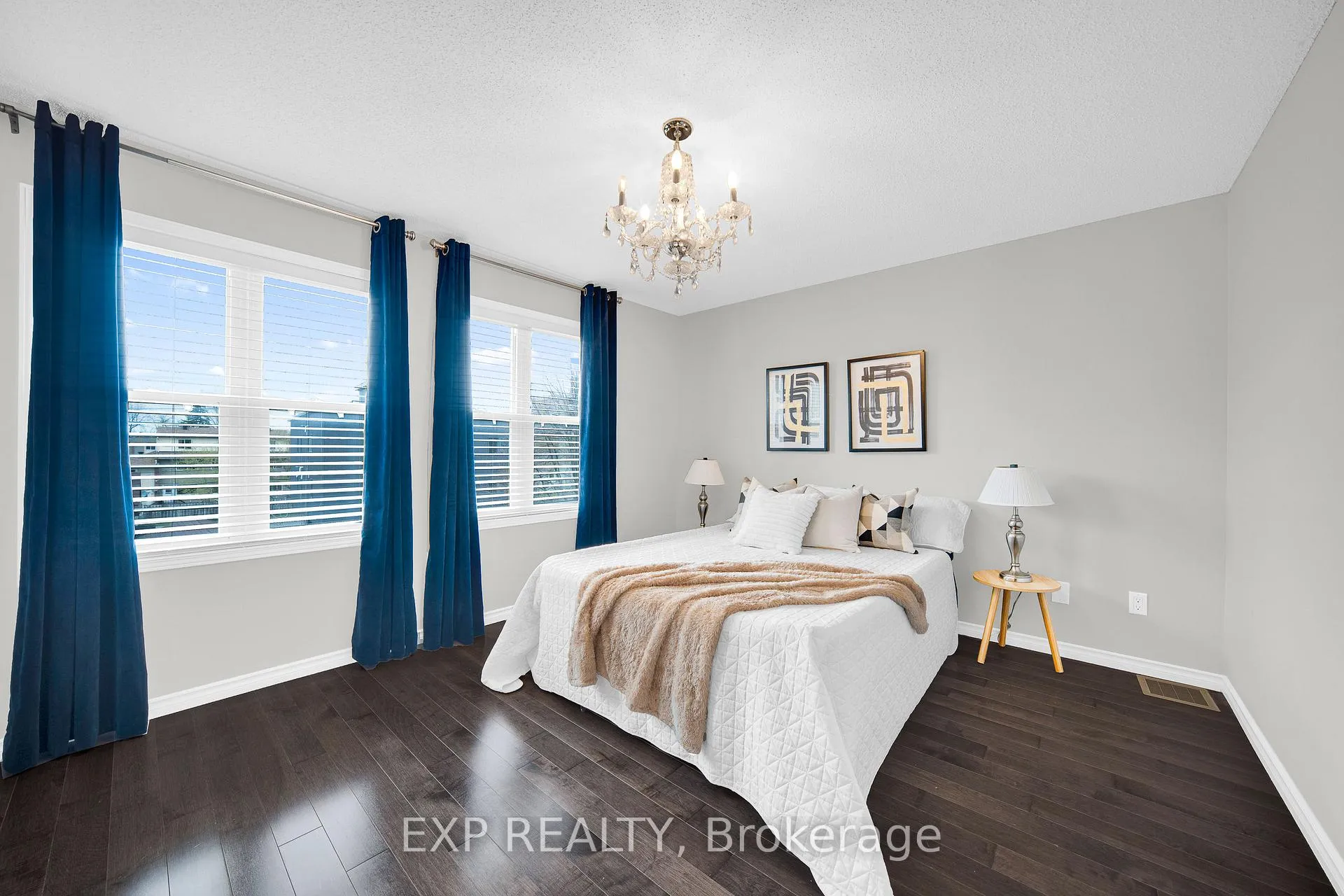 Photo 20 of 143 Arcola Private, Ottawa, Overbrook/Castle Heights — HOMEH