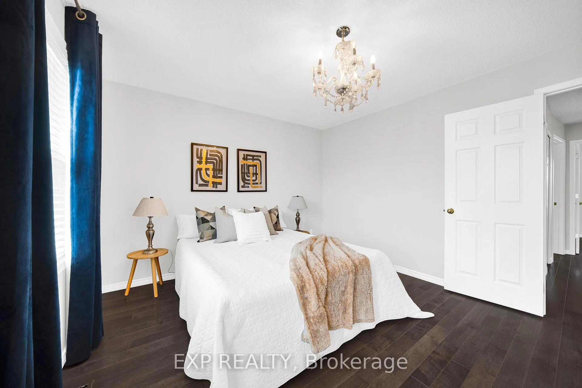 Photo 21 of 143 Arcola Private, Ottawa, Overbrook/Castle Heights — HOMEH