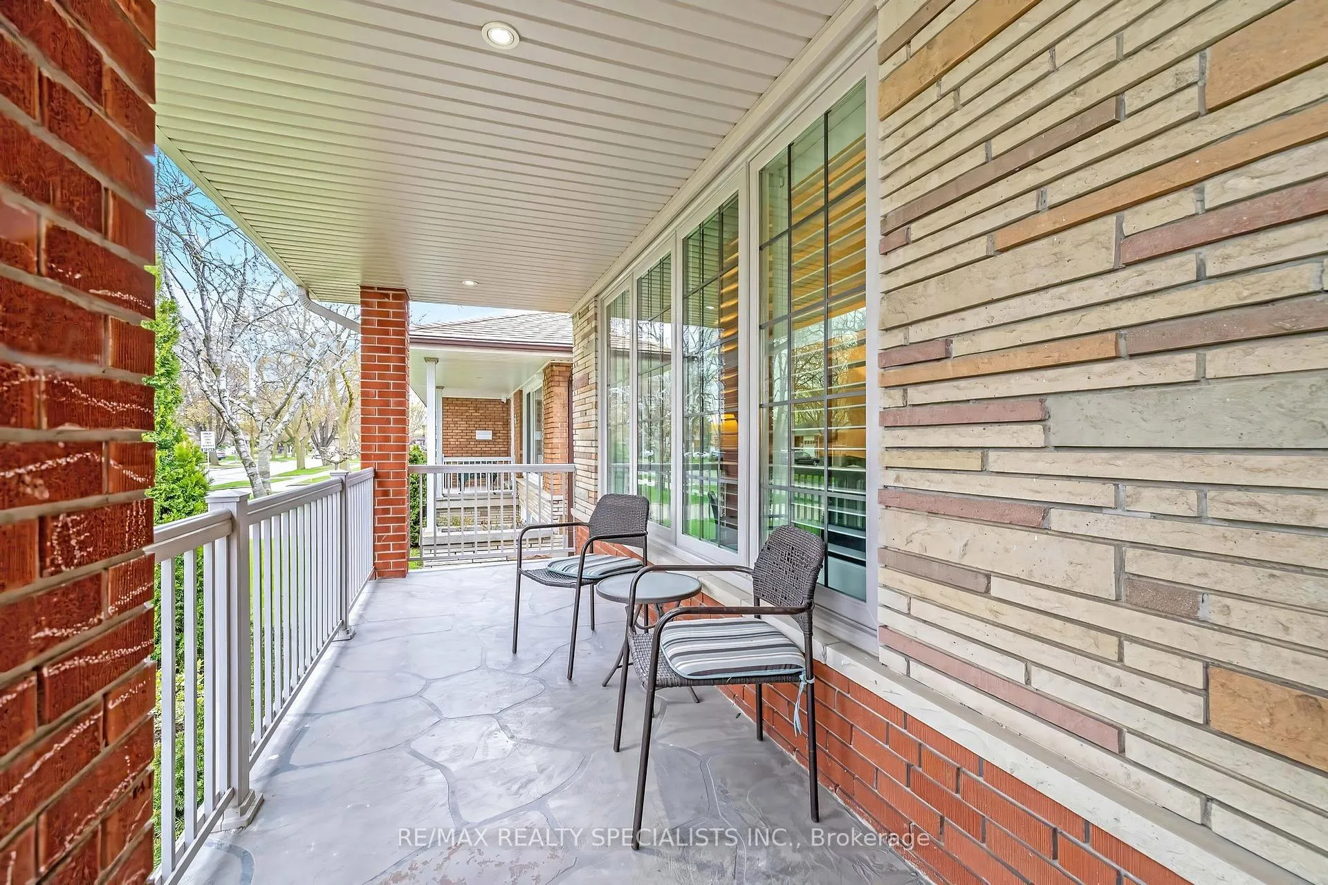 Photo 5 of 31 Woodpark Road, Etobicoke, Willowridge-Martingrove-Richview — HOMEH
