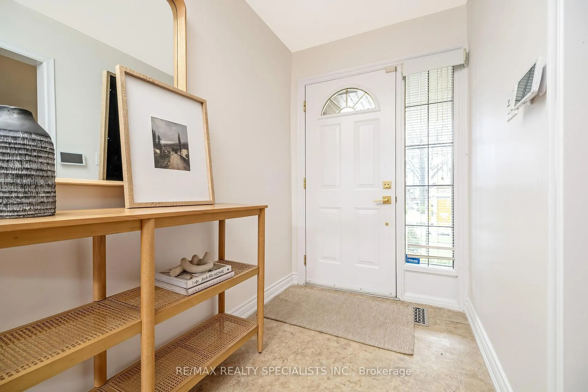Photo 6 of 31 Woodpark Road, Etobicoke, Willowridge-Martingrove-Richview — HOMEH