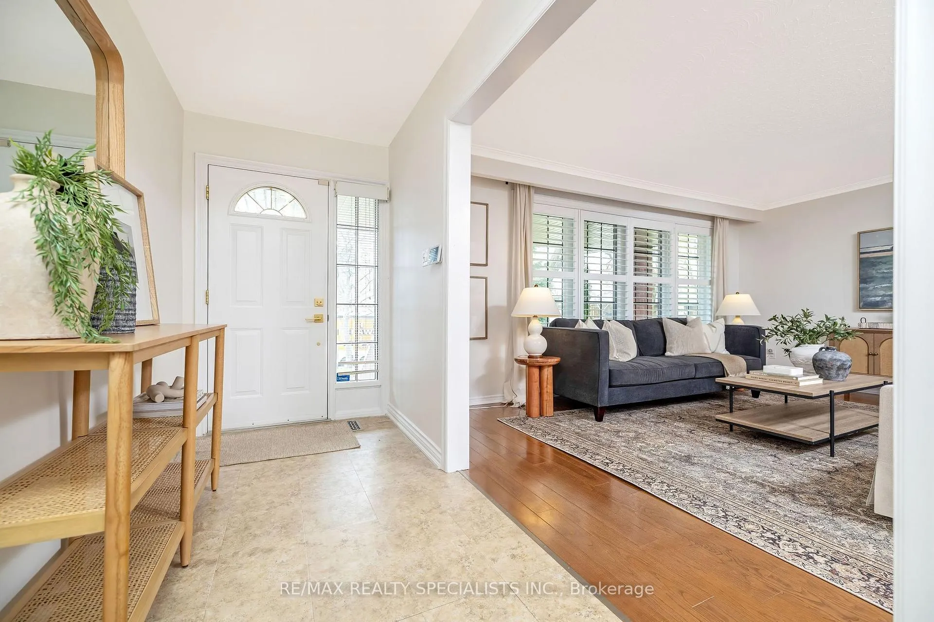 Photo 7 of 31 Woodpark Road, Etobicoke, Willowridge-Martingrove-Richview — HOMEH