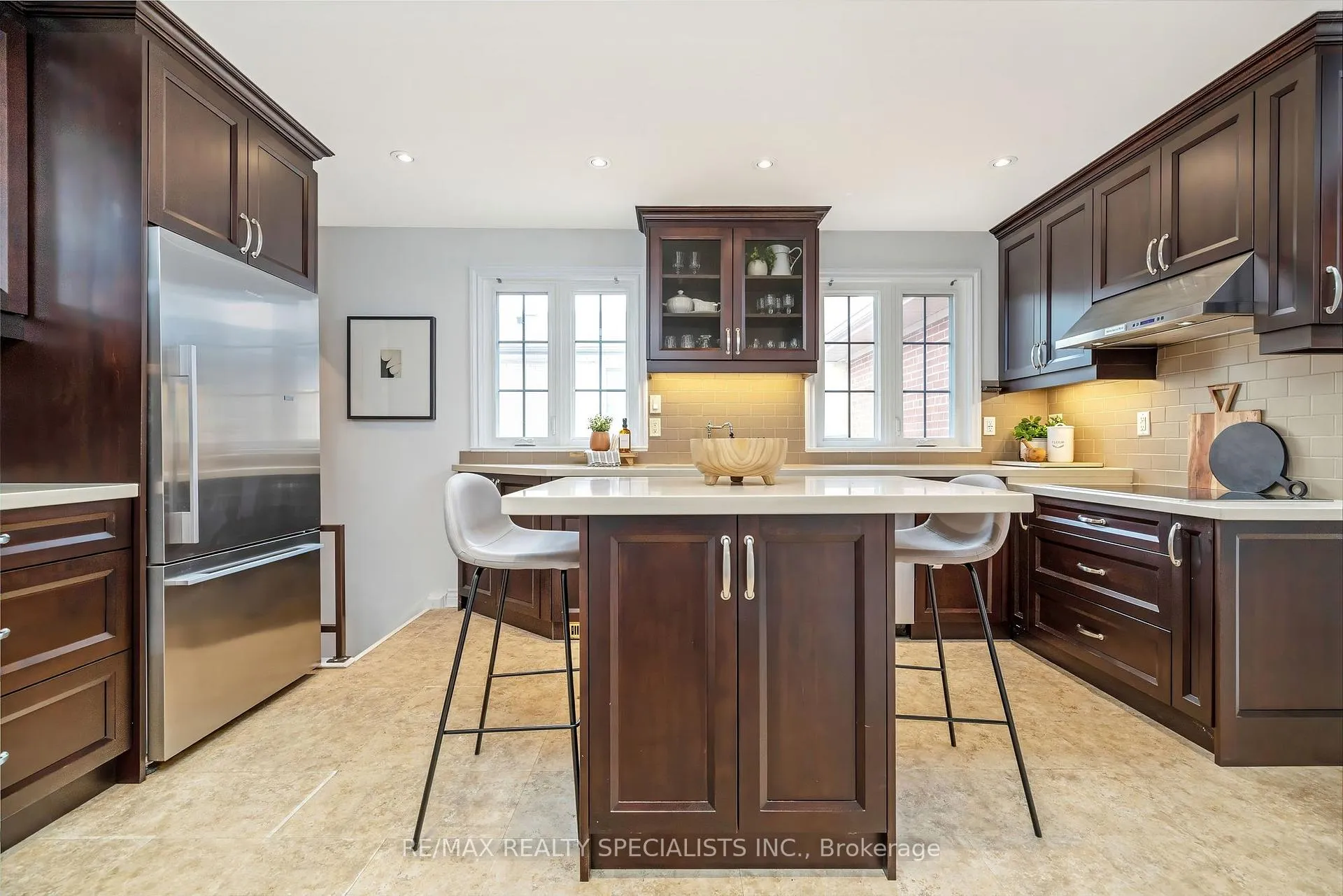 Photo 14 of 31 Woodpark Road, Etobicoke, Willowridge-Martingrove-Richview — HOMEH