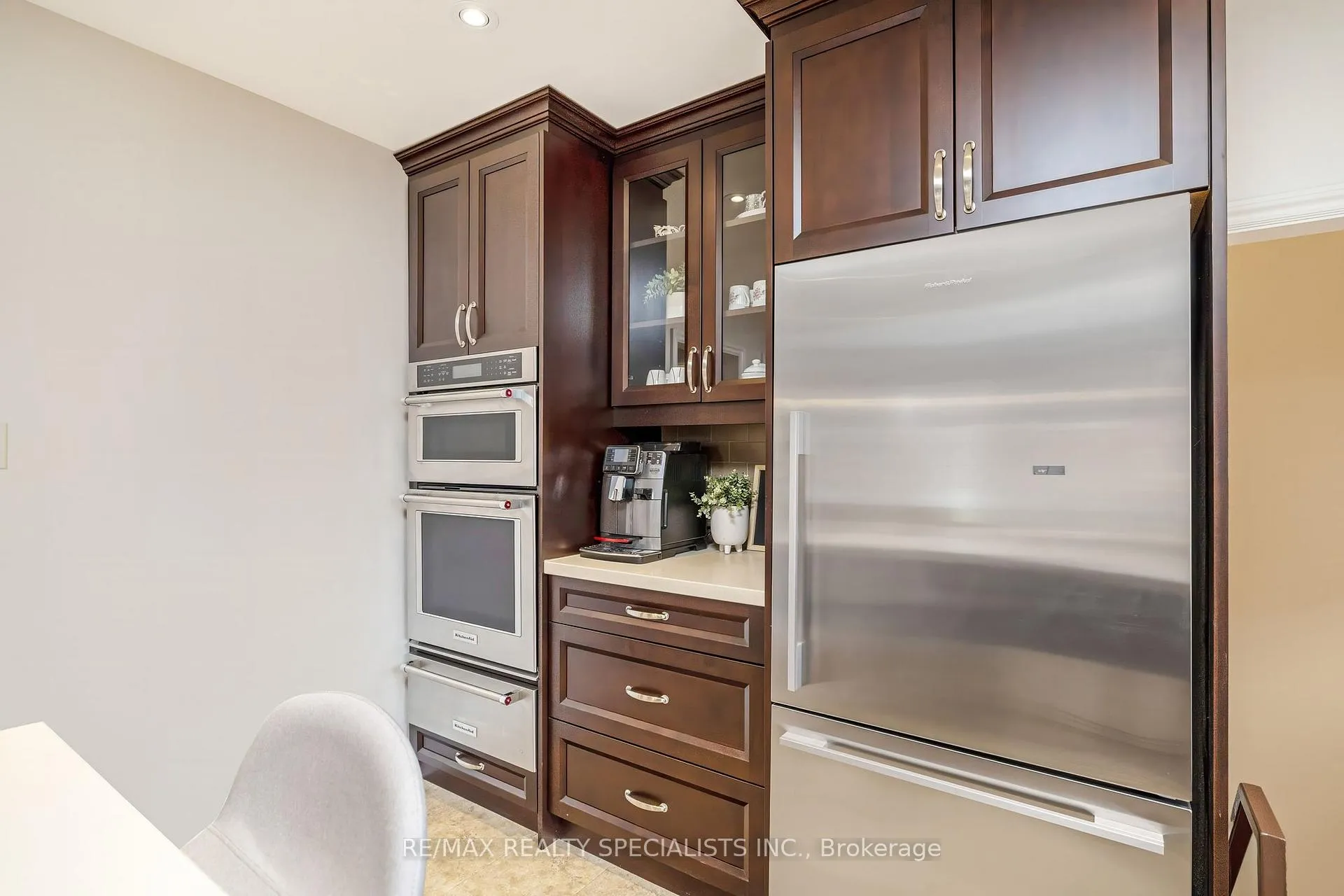 Photo 18 of 31 Woodpark Road, Etobicoke, Willowridge-Martingrove-Richview — HOMEH