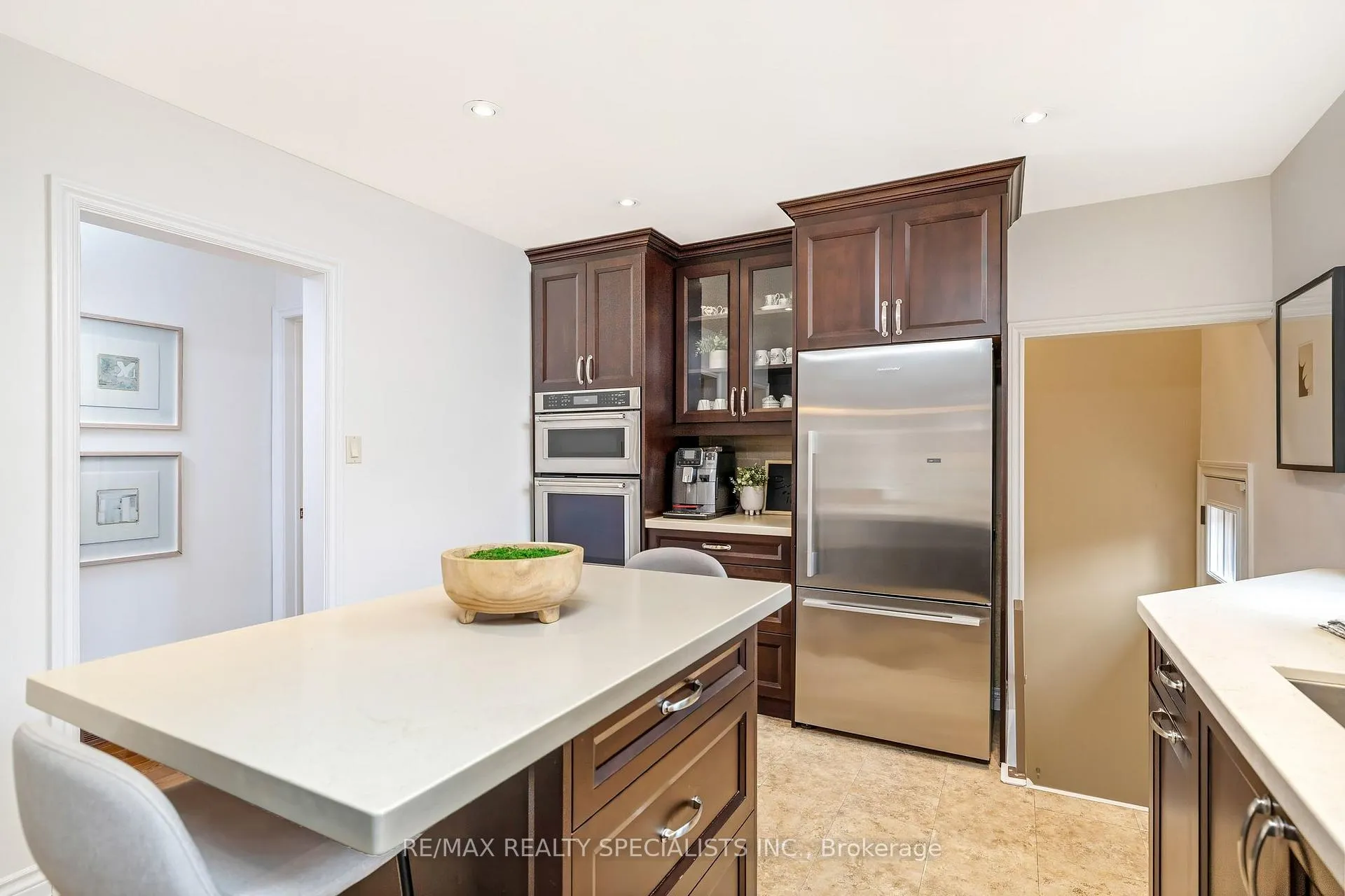 Photo 19 of 31 Woodpark Road, Etobicoke, Willowridge-Martingrove-Richview — HOMEH