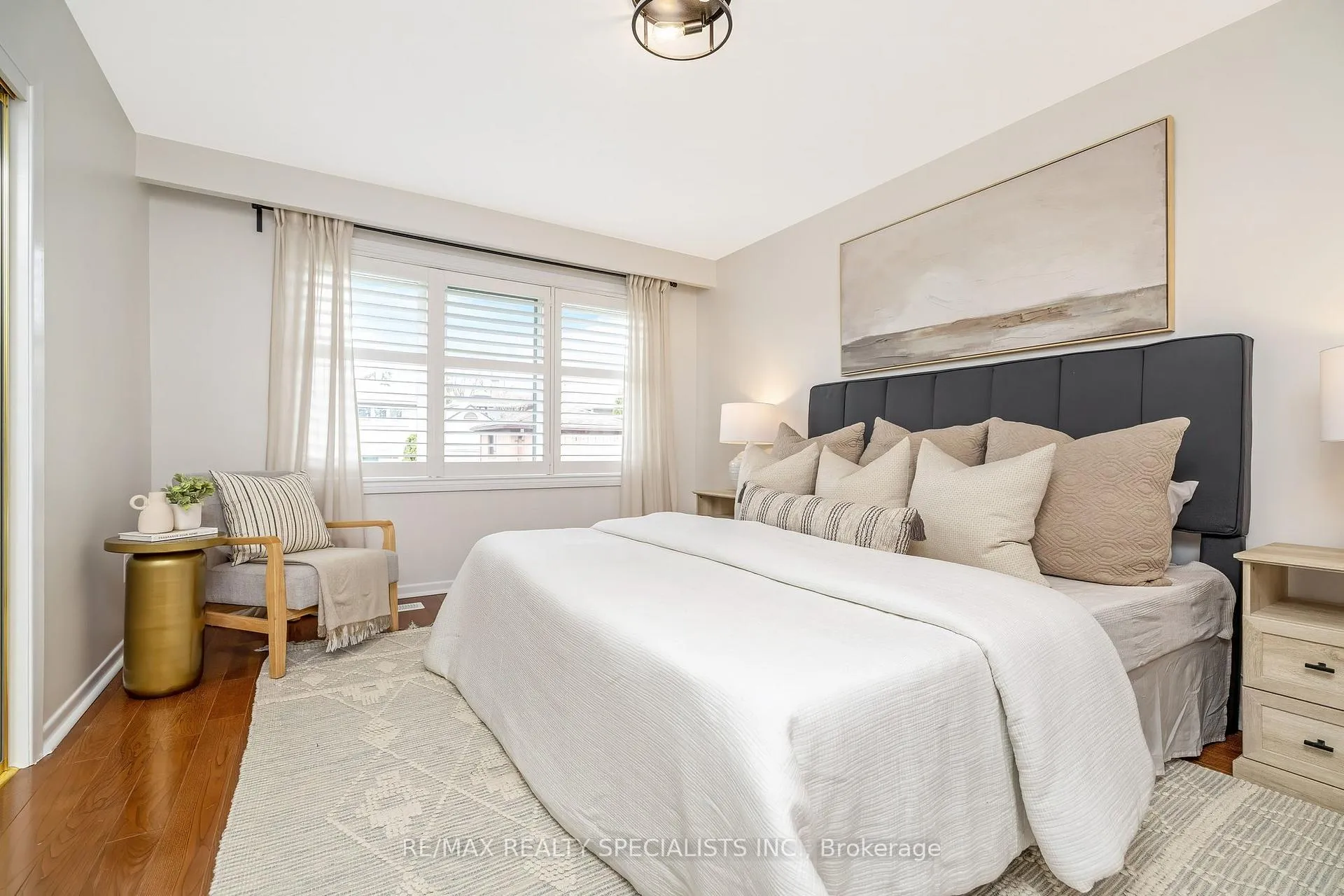 Photo 20 of 31 Woodpark Road, Etobicoke, Willowridge-Martingrove-Richview — HOMEH