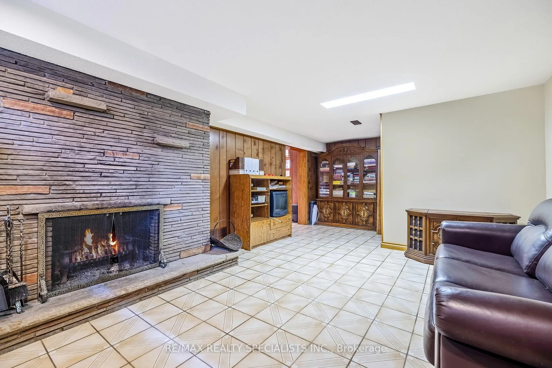 Photo 29 of 31 Woodpark Road, Etobicoke, Willowridge-Martingrove-Richview — HOMEH