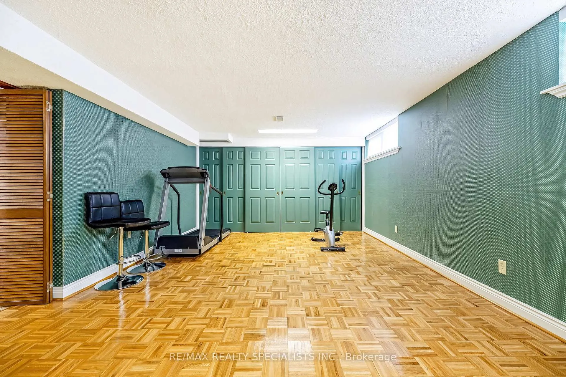 Photo 30 of 31 Woodpark Road, Etobicoke, Willowridge-Martingrove-Richview — HOMEH