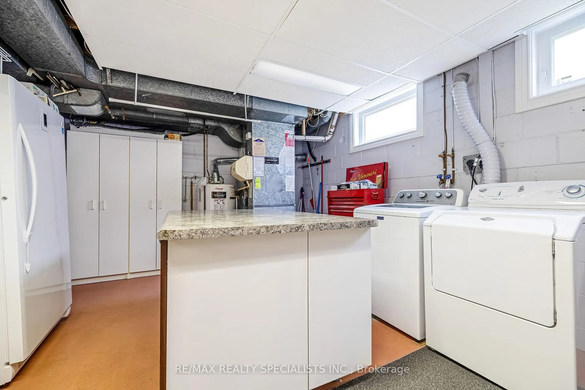 Photo 35 of 31 Woodpark Road, Etobicoke, Willowridge-Martingrove-Richview — HOMEH