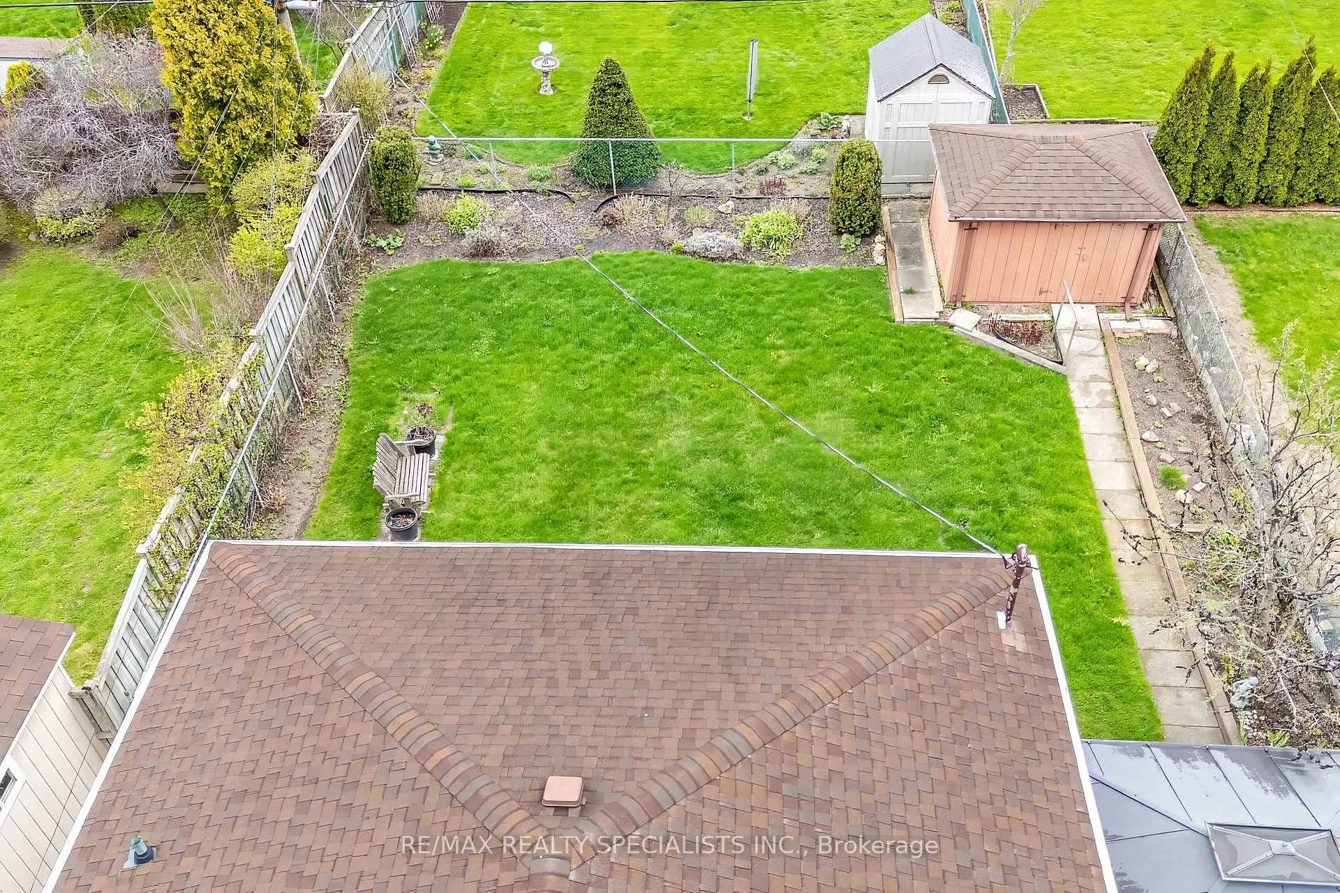 Photo 42 of 31 Woodpark Road, Etobicoke, Willowridge-Martingrove-Richview — HOMEH