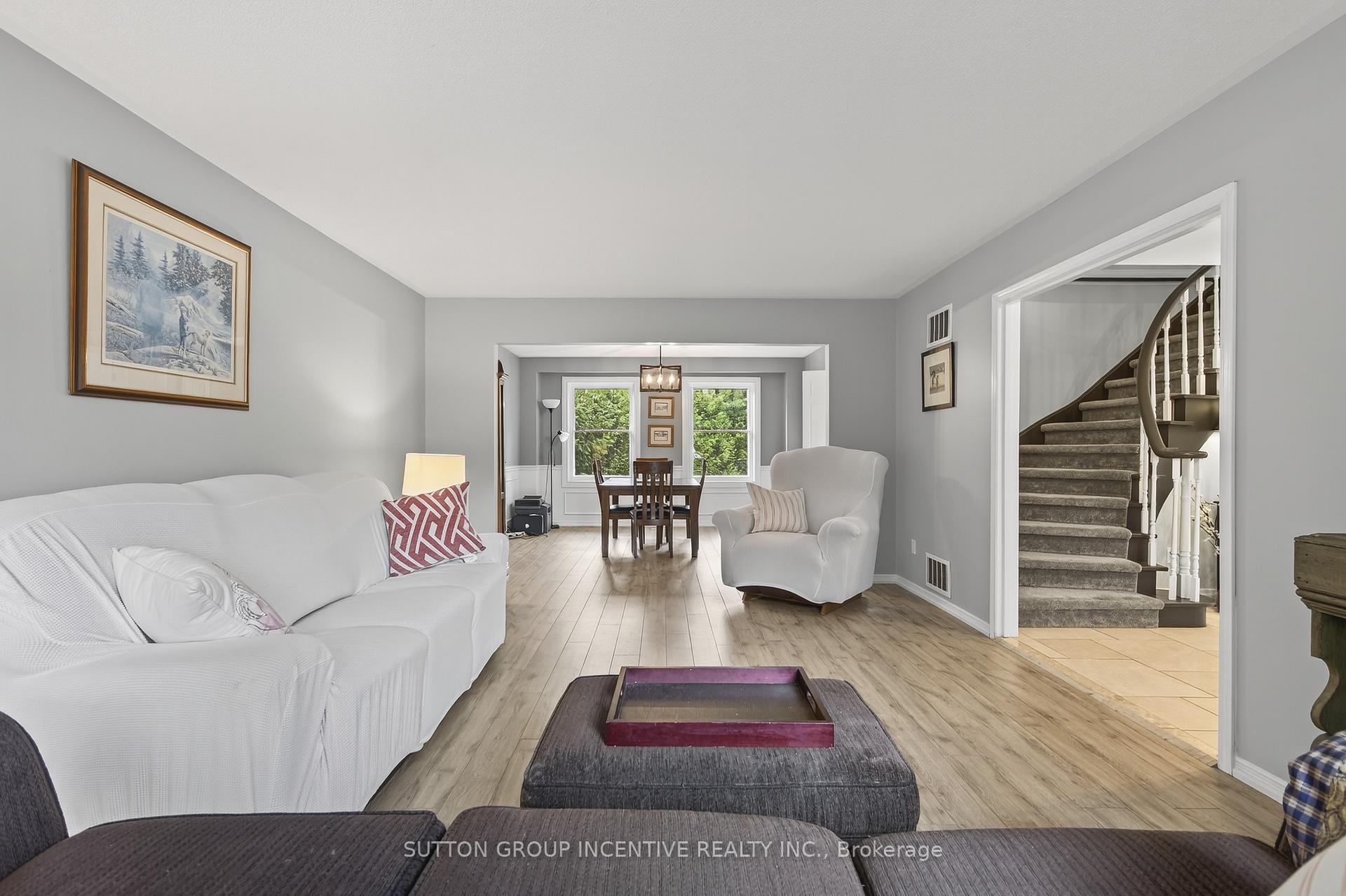 Photo 7 of 32 Valley Drive, Barrie, Sunnidale — HOMEH