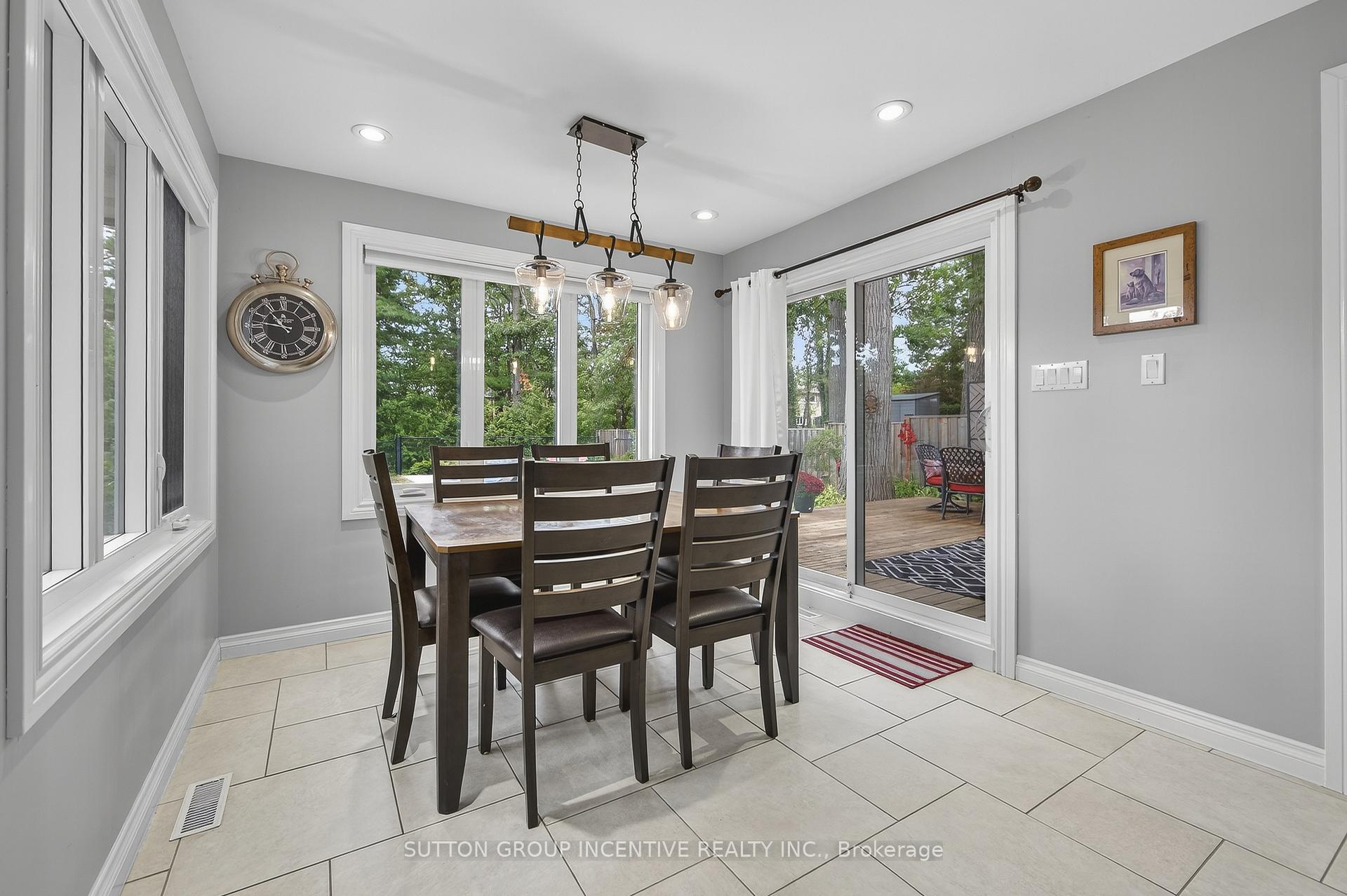 Photo 14 of 32 Valley Drive, Barrie, Sunnidale — HOMEH