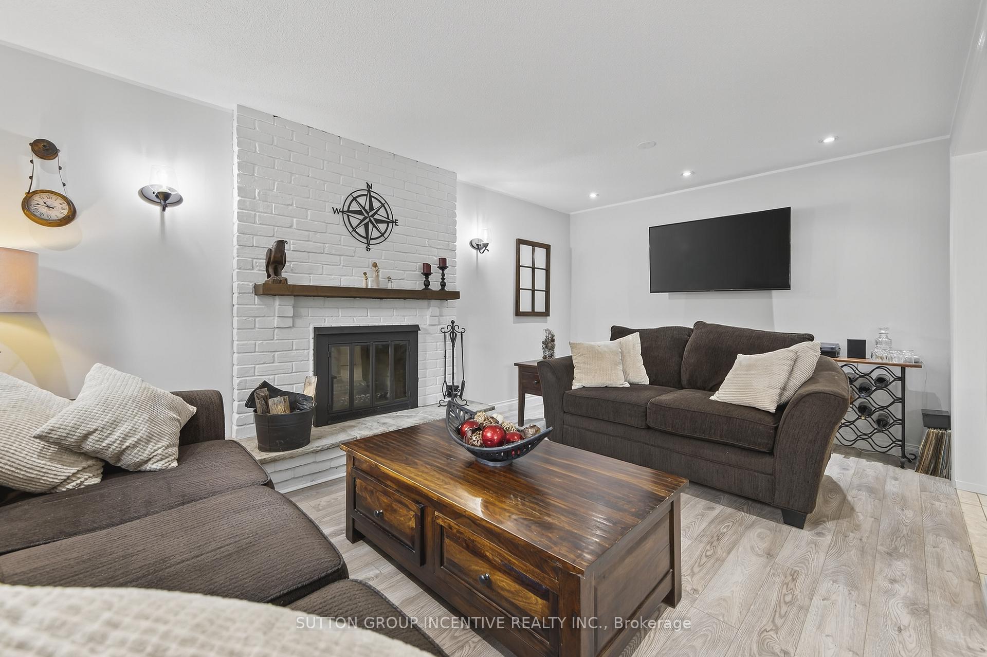 Photo 18 of 32 Valley Drive, Barrie, Sunnidale — HOMEH