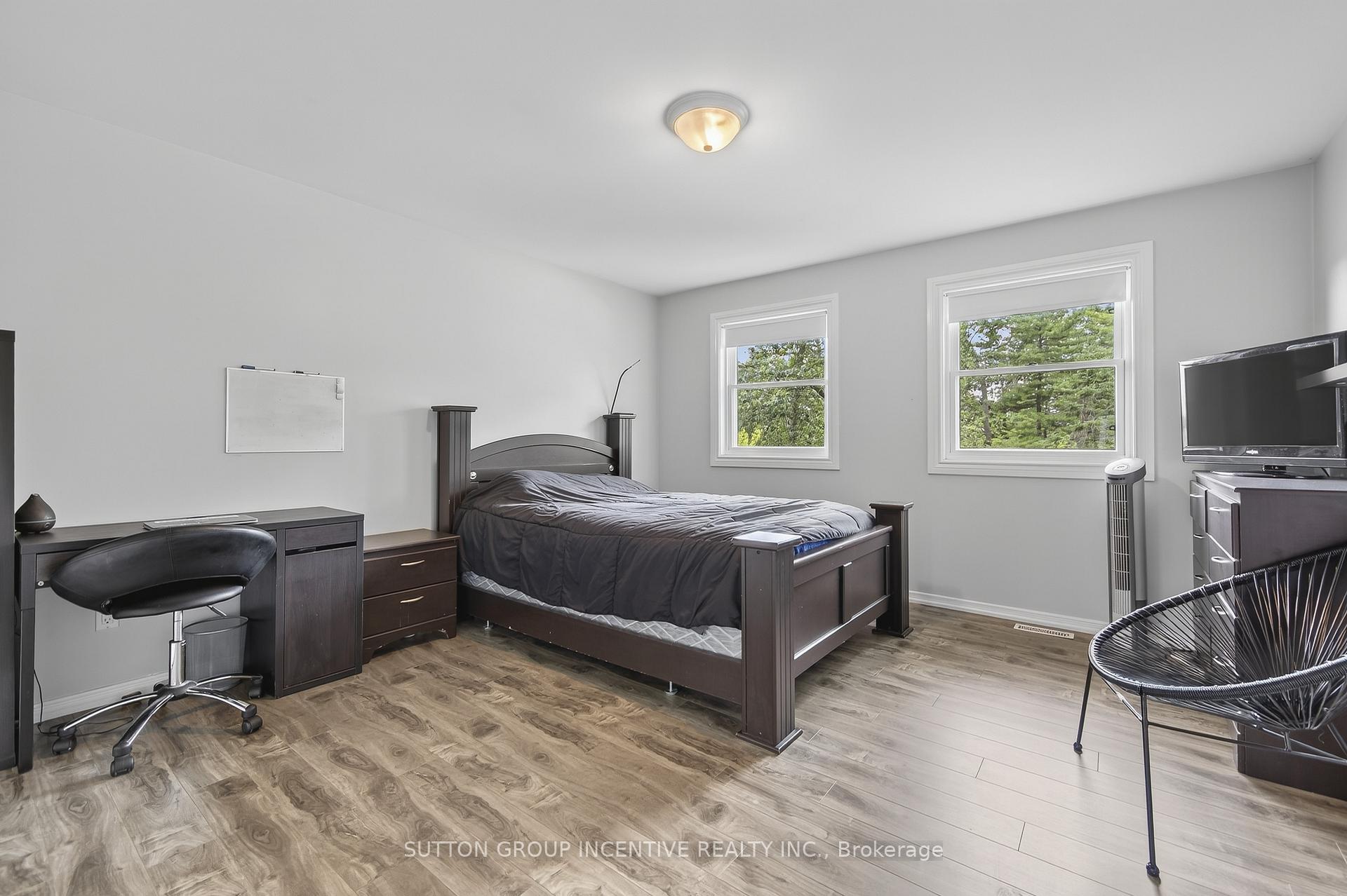 Photo 26 of 32 Valley Drive, Barrie, Sunnidale — HOMEH