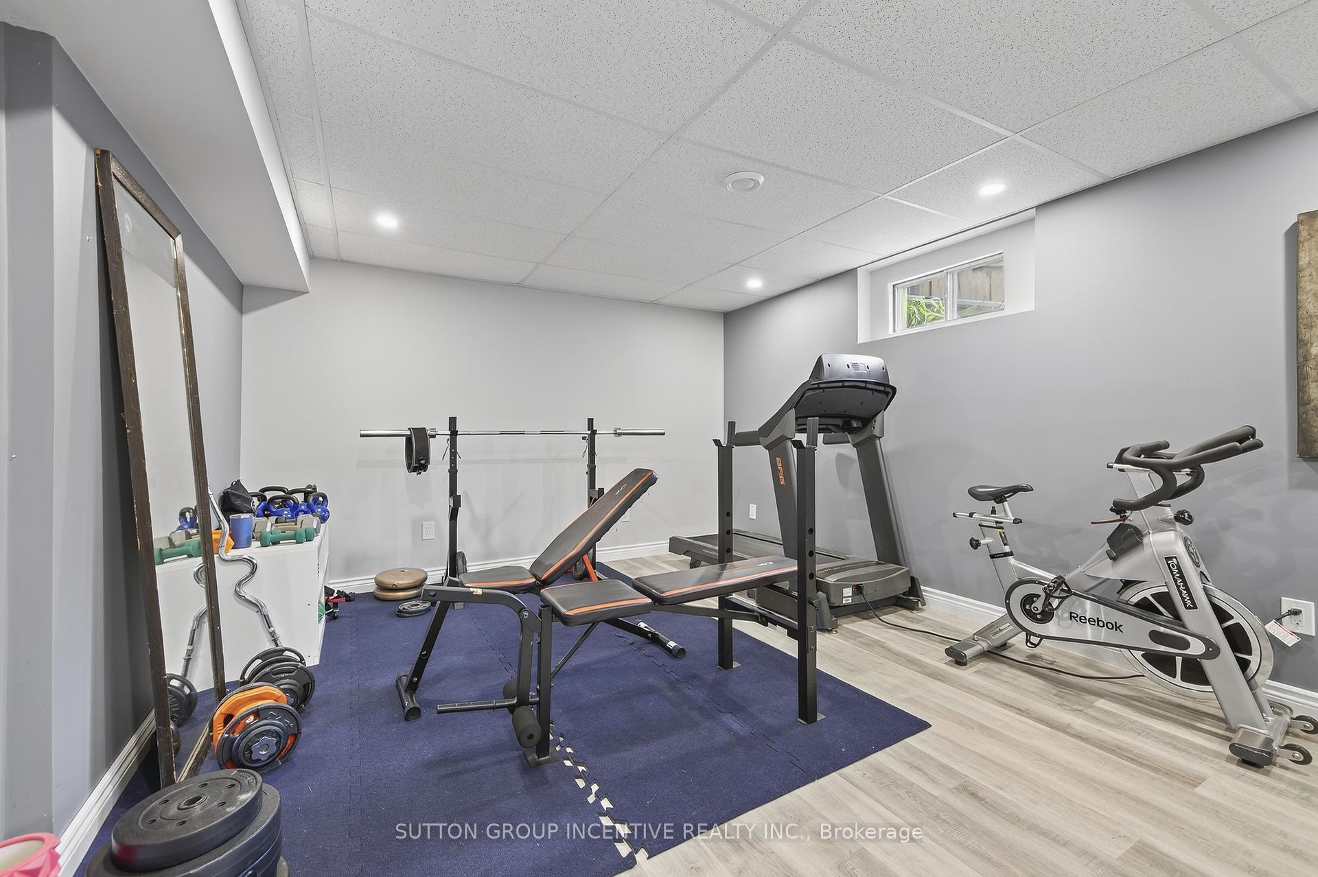 Photo 35 of 32 Valley Drive, Barrie, Sunnidale — HOMEH