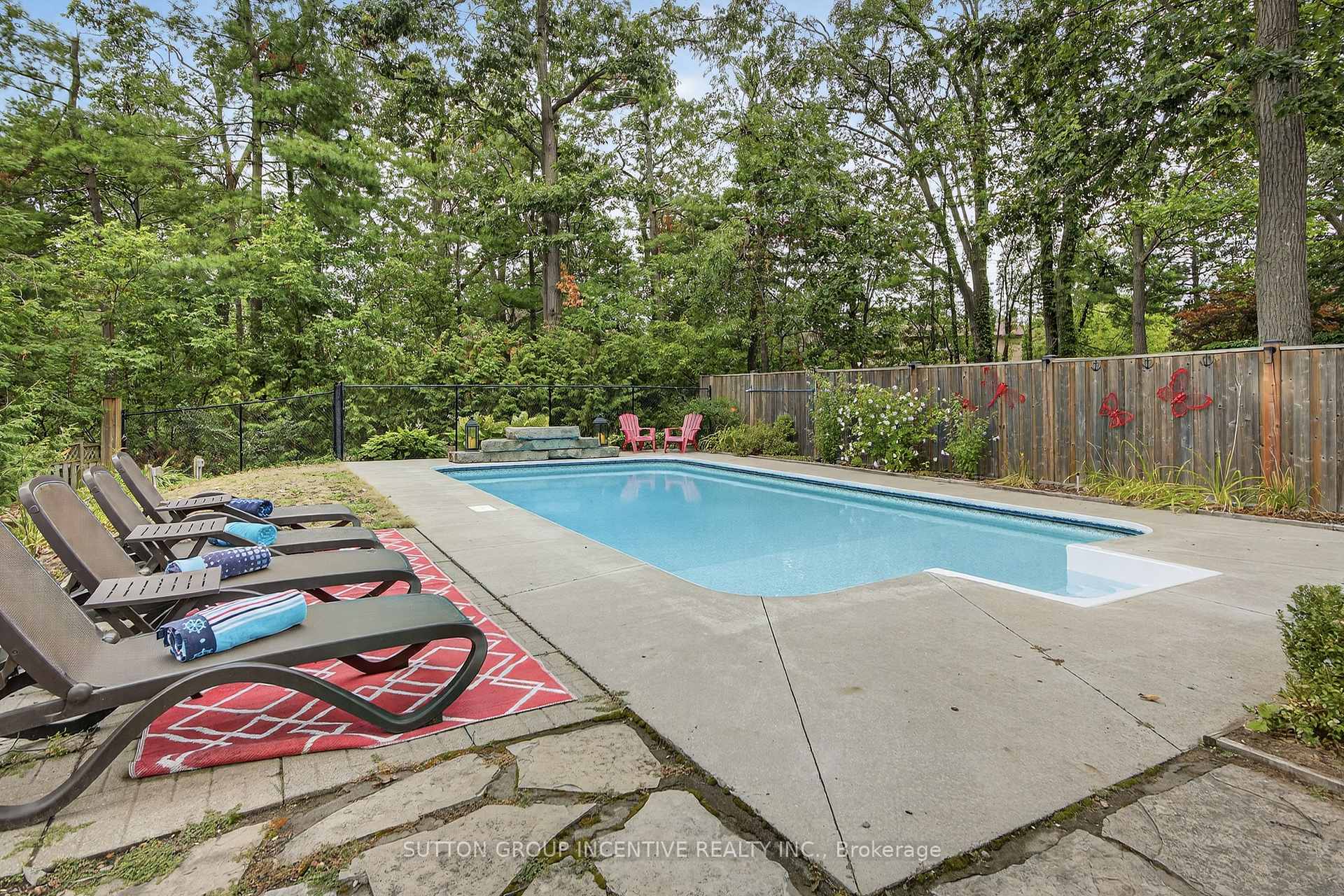 Photo 39 of 32 Valley Drive, Barrie, Sunnidale — HOMEH