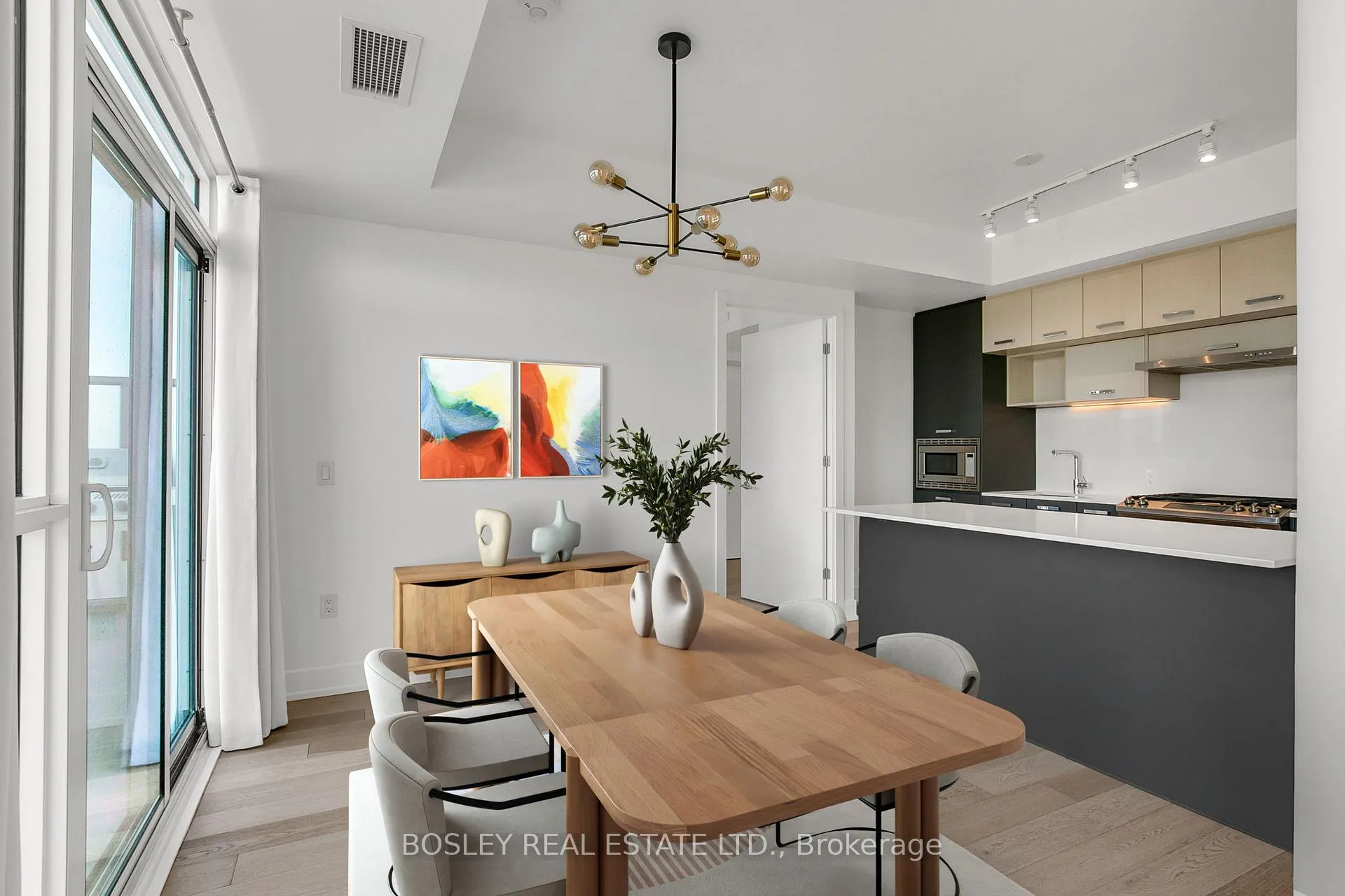 Photo 15 of Unit 709, 1331 Queen Street E, Toronto, Greenwood-Coxwell — HOMEH