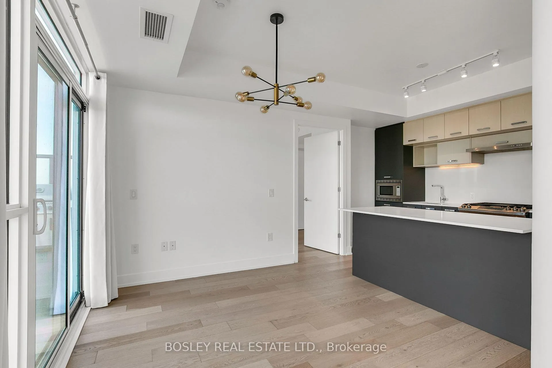 Photo 16 of Unit 709, 1331 Queen Street E, Toronto, Greenwood-Coxwell — HOMEH
