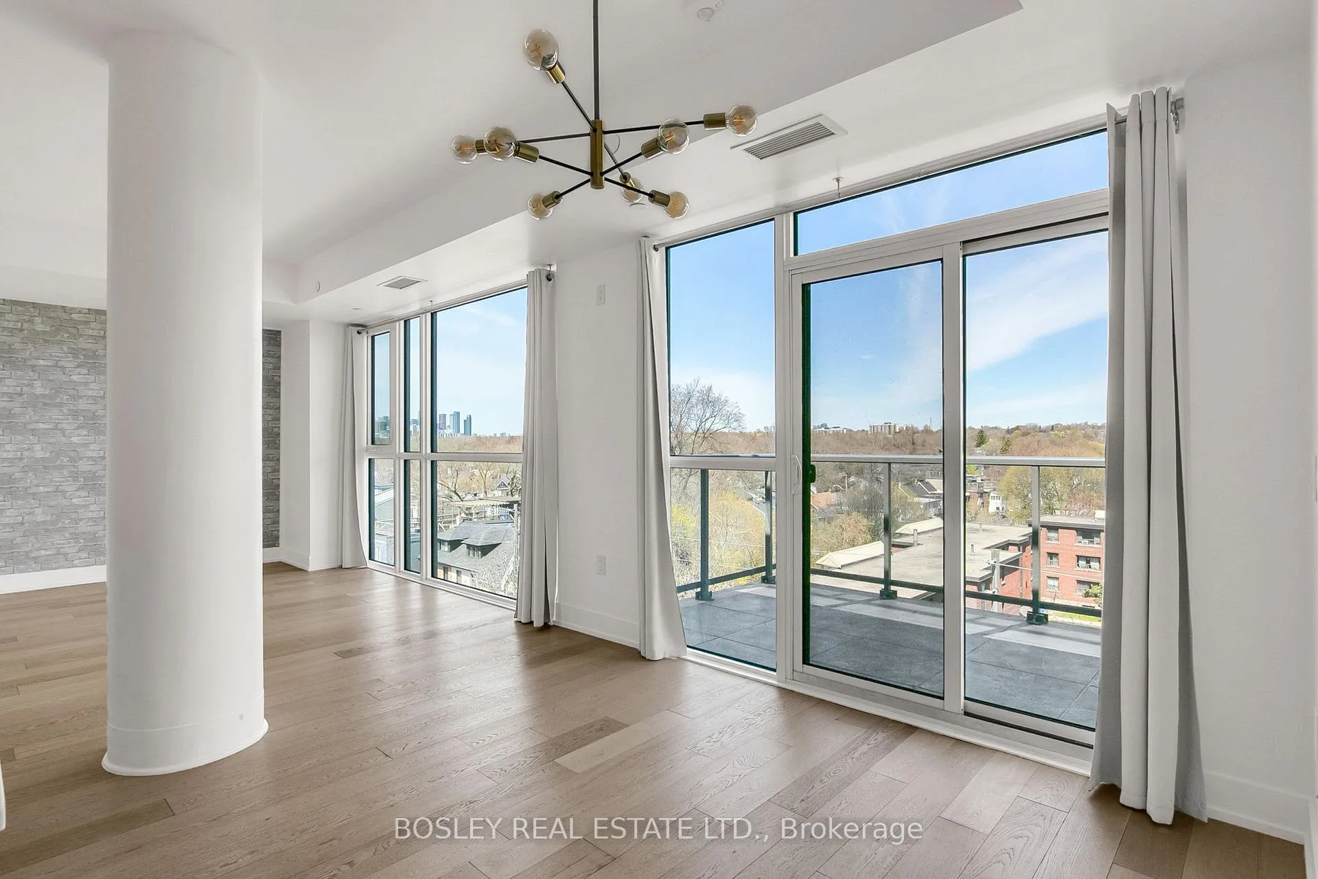 Photo 19 of Unit 709, 1331 Queen Street E, Toronto, Greenwood-Coxwell — HOMEH