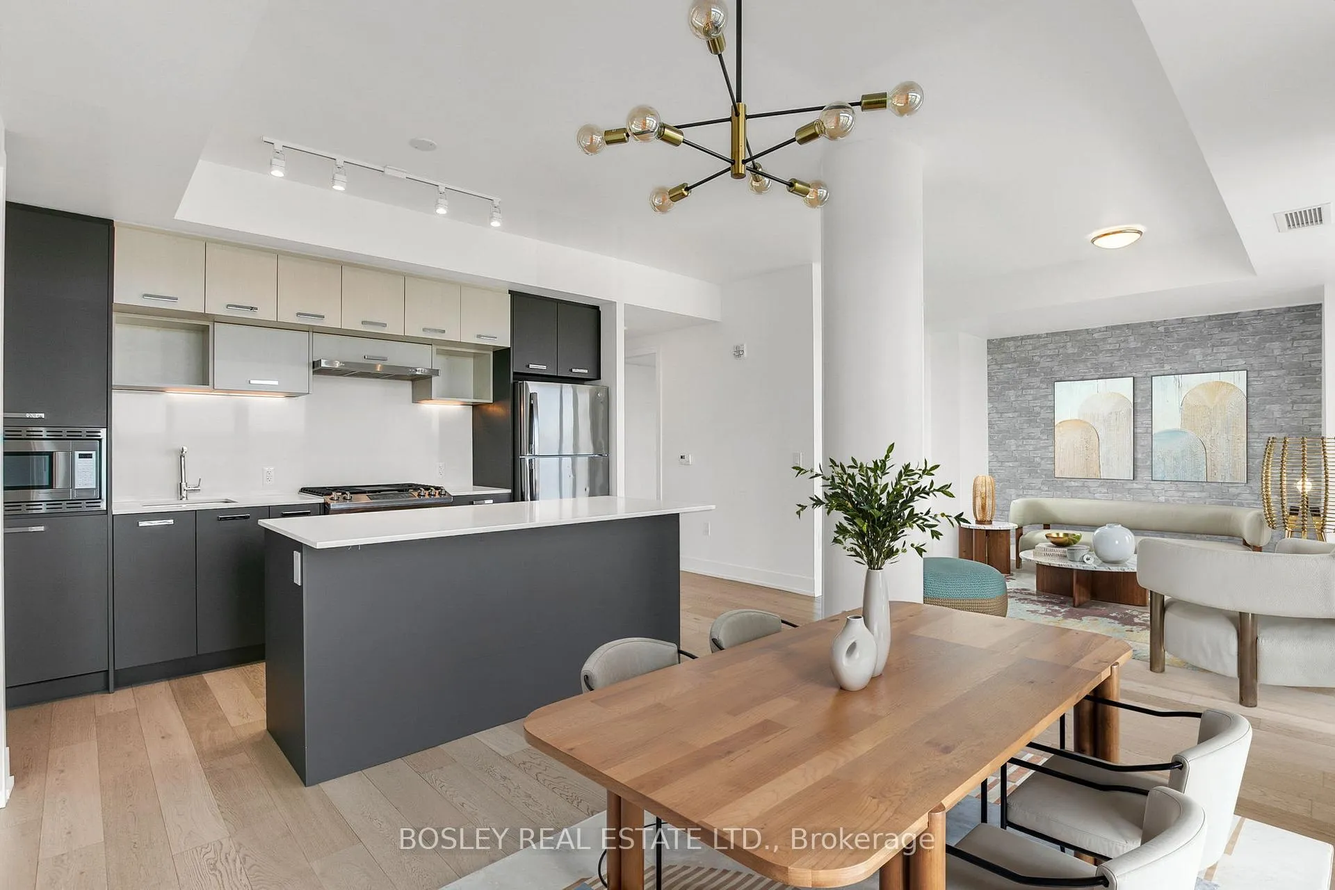 Photo 20 of Unit 709, 1331 Queen Street E, Toronto, Greenwood-Coxwell — HOMEH