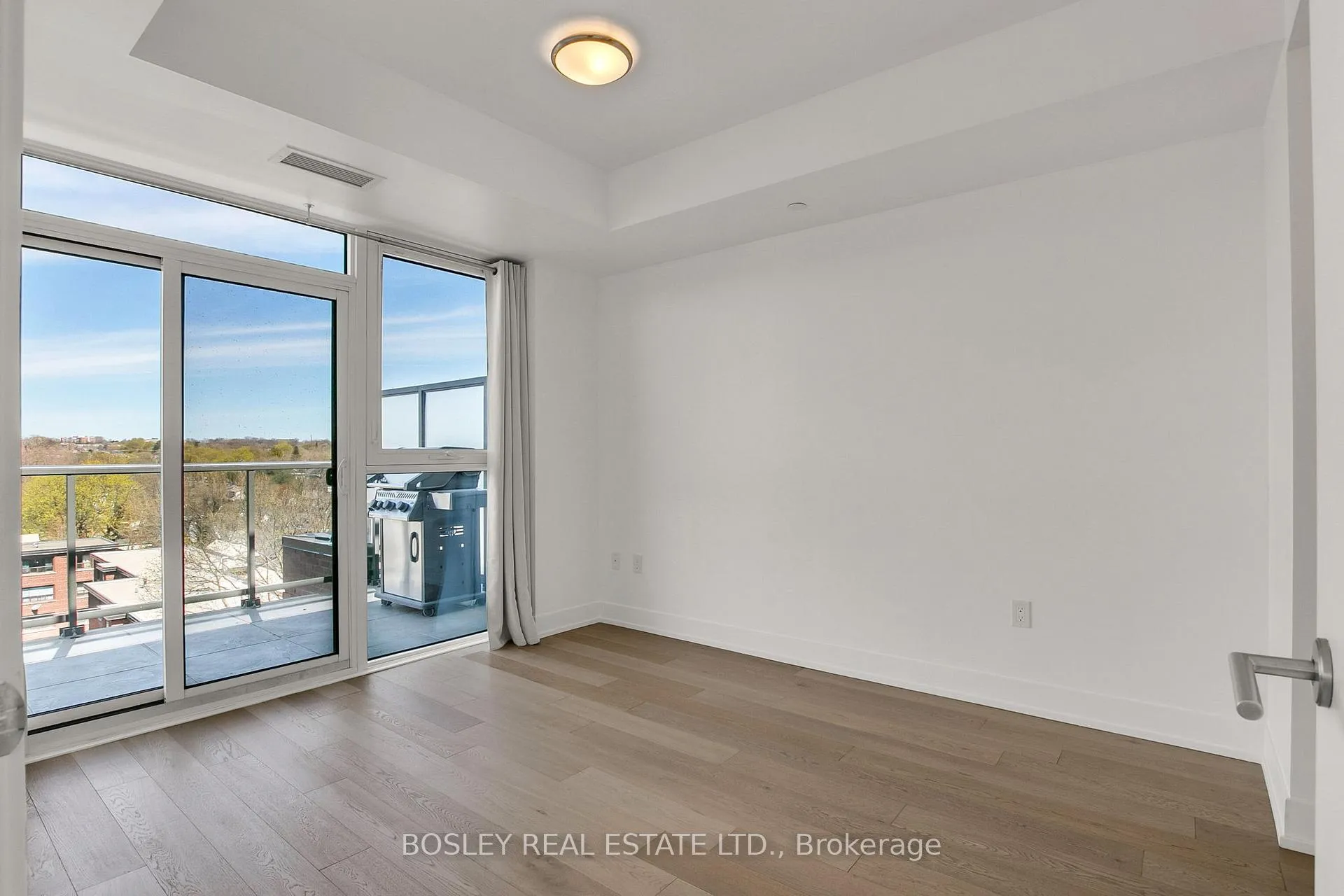 Photo 27 of Unit 709, 1331 Queen Street E, Toronto, Greenwood-Coxwell — HOMEH