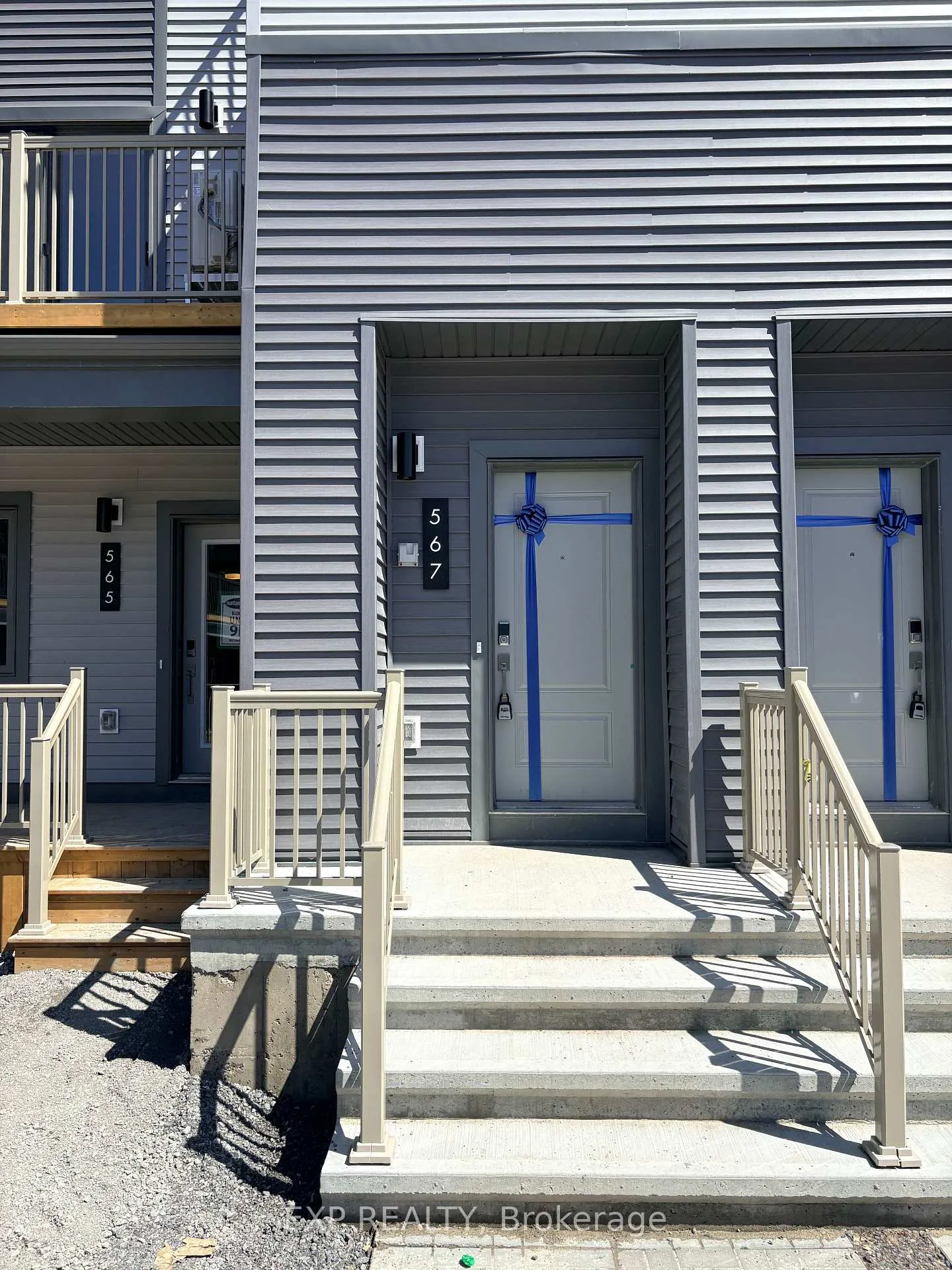 Photo 2 of 567 Celestine Private, Ottawa, Barrhaven - Heritage Park — HOMEH