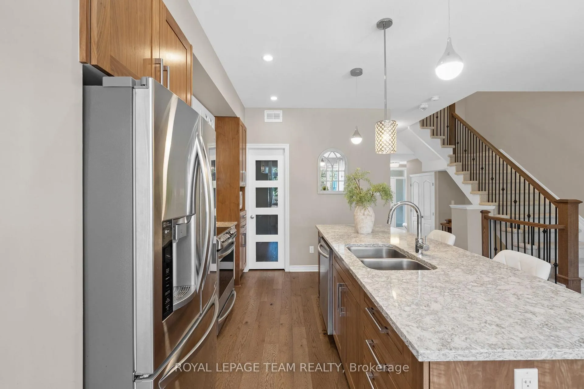 Photo 12 of 334 Warmstone Drive, Ottawa, Stittsville (North) — HOMEH