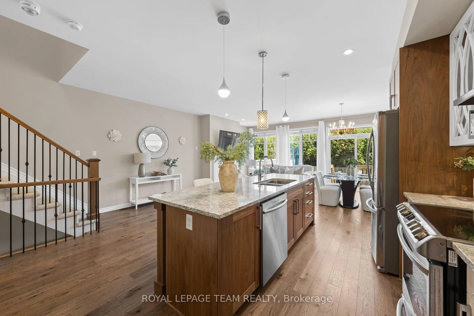 Photo 14 of 334 Warmstone Drive, Ottawa, Stittsville (North) — HOMEH