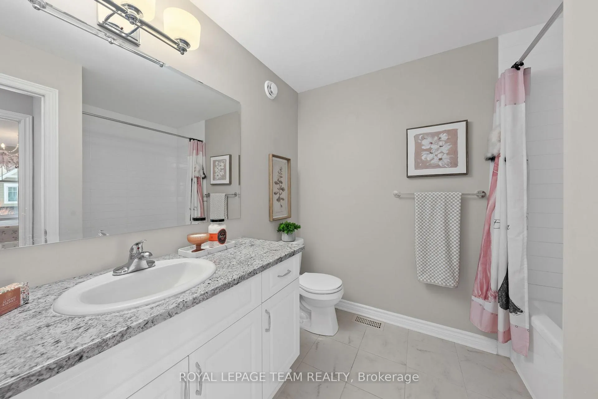 Photo 37 of 334 Warmstone Drive, Ottawa, Stittsville (North) — HOMEH