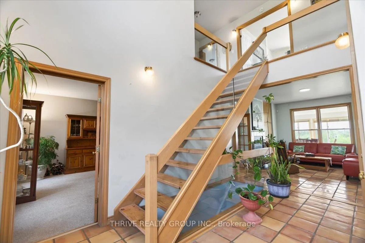 Photo 9 of 24992 Crinan Line, West Elgin, Rural West Elgin — HOMEH
