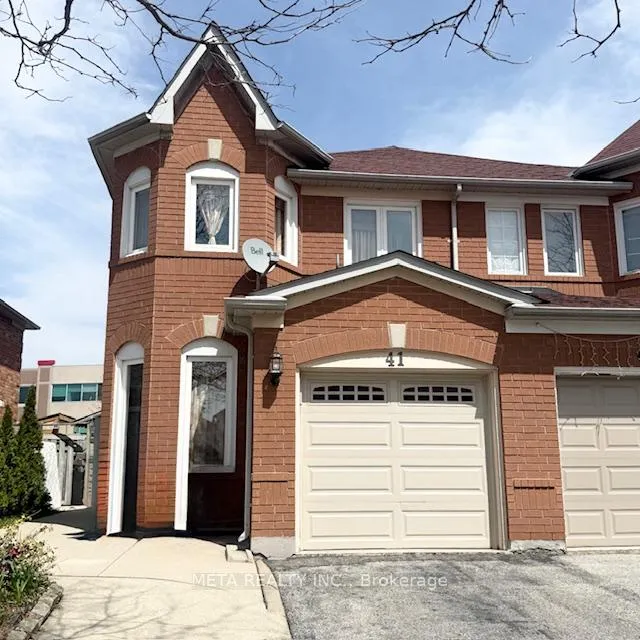 Photo 2 of 41 Field Sparrow Road, Brampton, Sandringham-Wellington — HOMEH