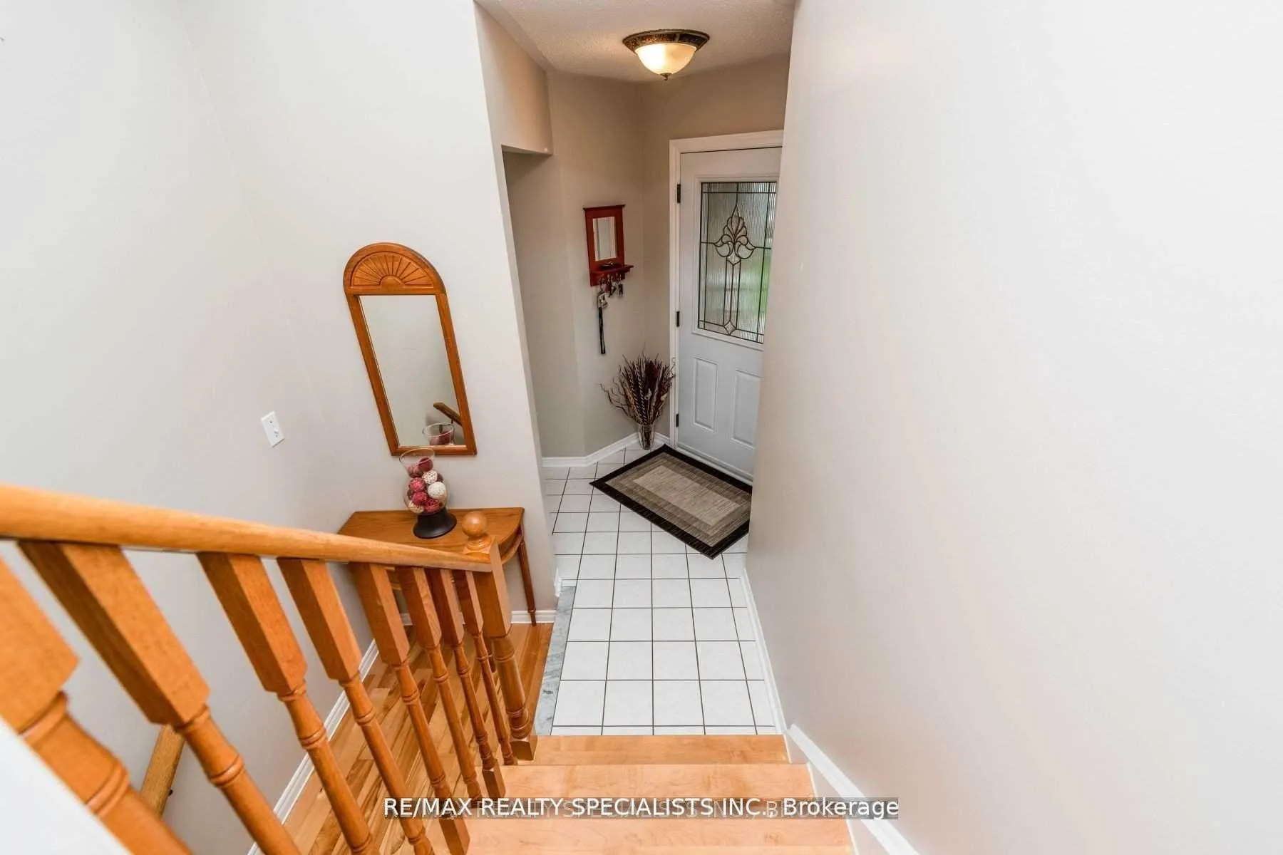 Photo 3 of 14 Arjay Trail, Brampton, Brampton West — HOMEH