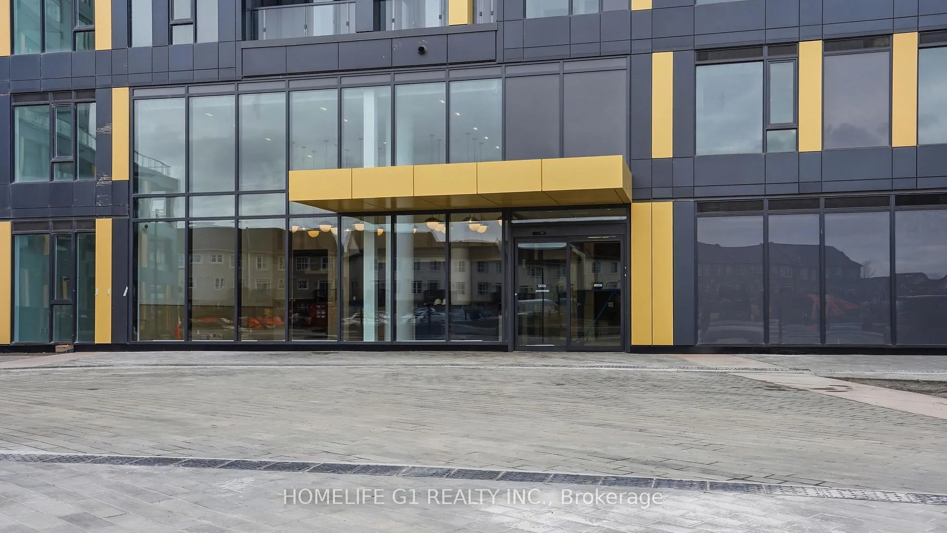 Photo 10 of Unit 16, 4878 Powers Common, Burlington, Alton — HOMEH