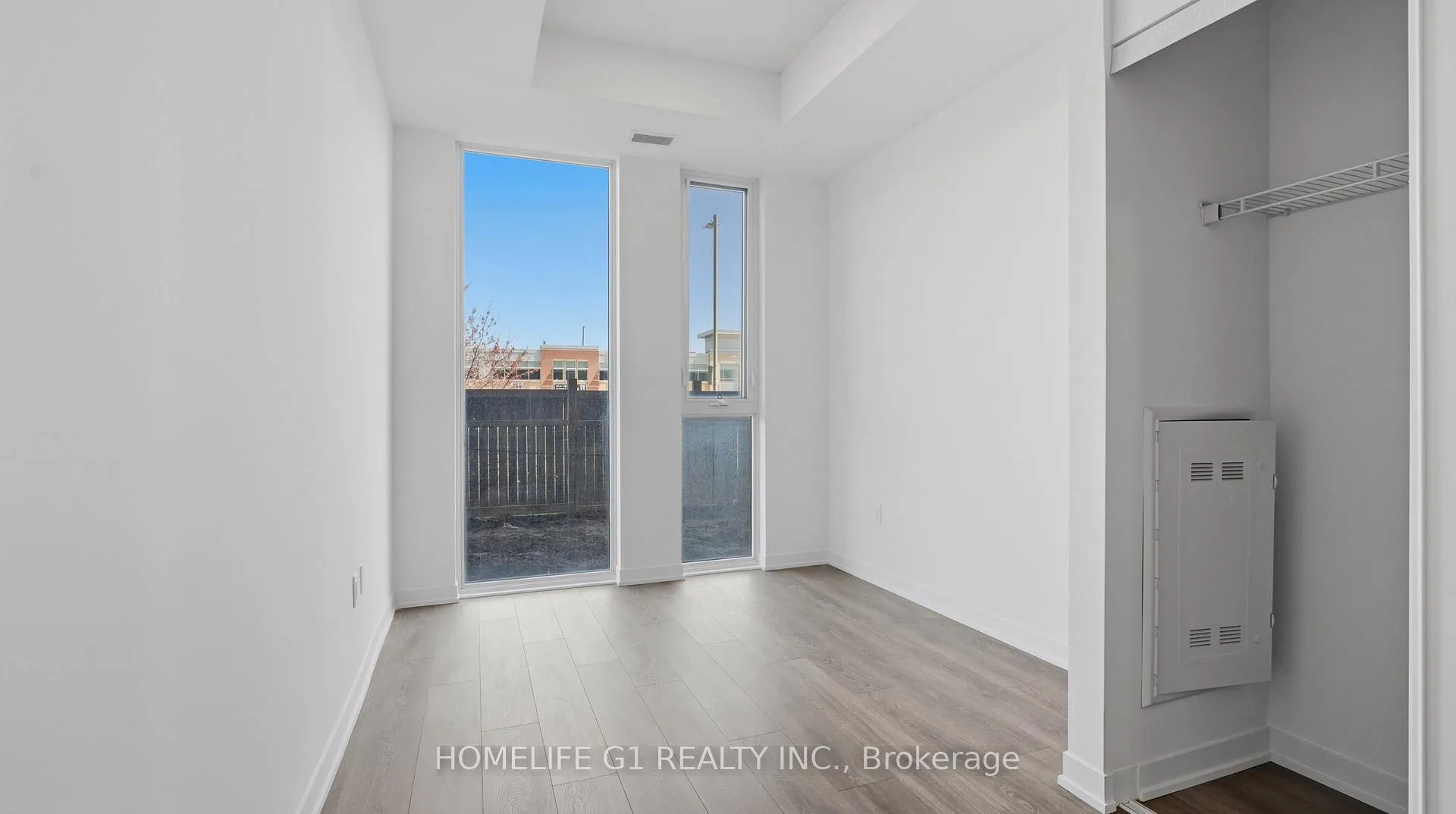 Photo 19 of Unit 16, 4878 Powers Common, Burlington, Alton — HOMEH