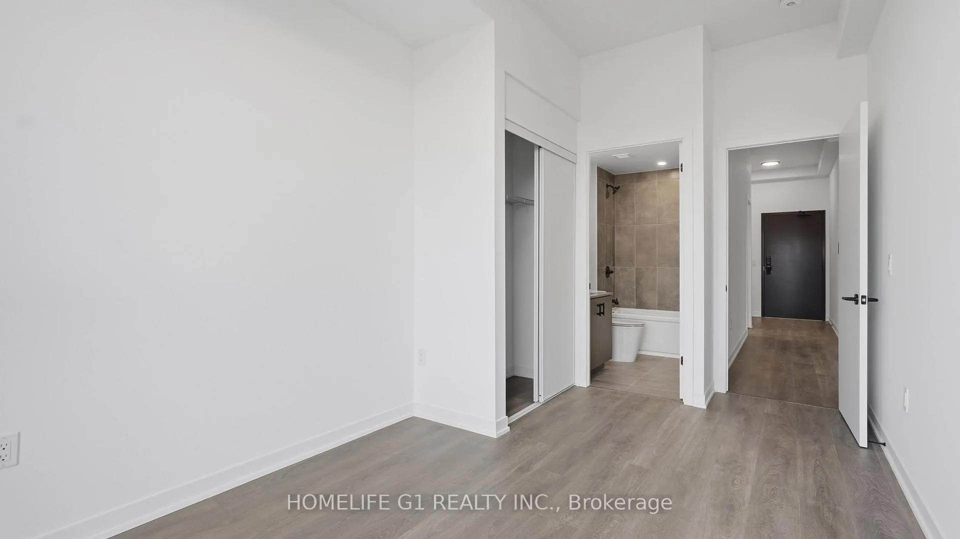 Photo 20 of Unit 16, 4878 Powers Common, Burlington, Alton — HOMEH
