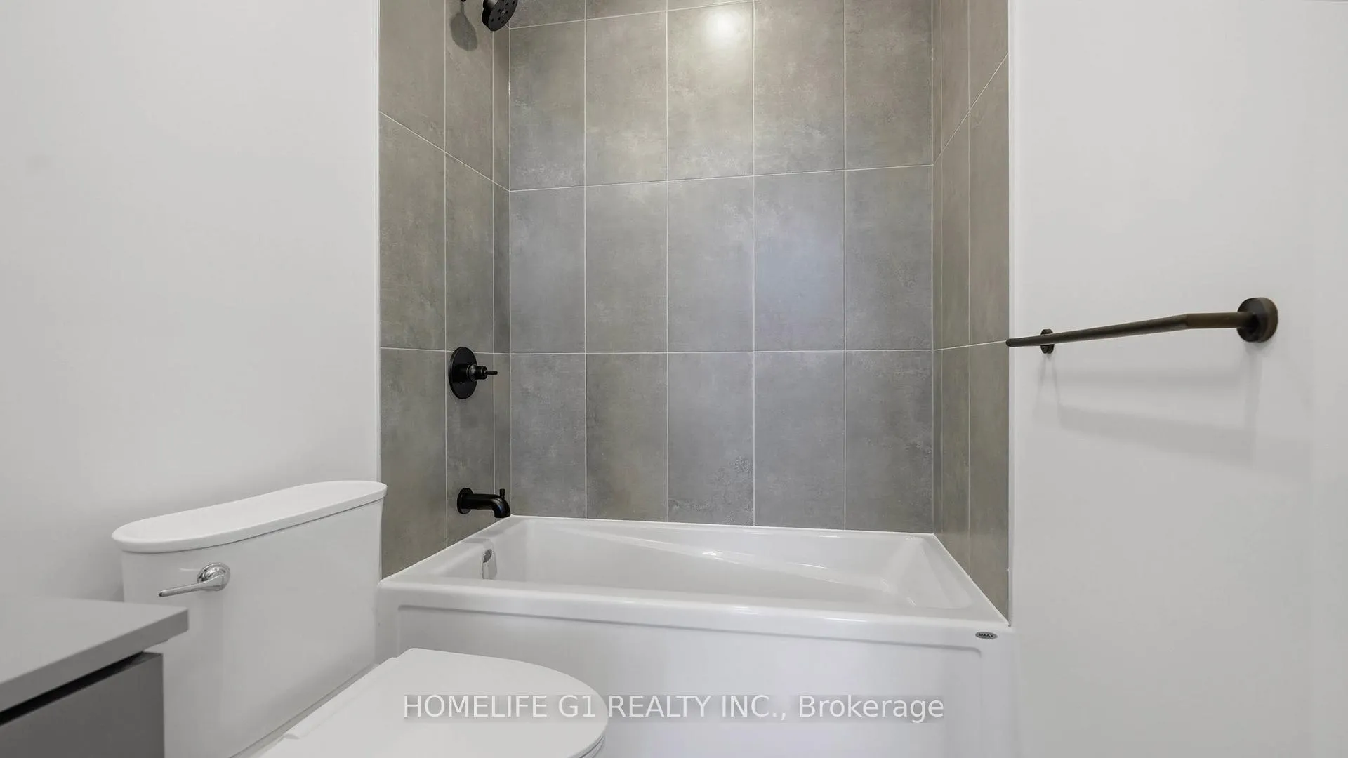 Photo 24 of Unit 16, 4878 Powers Common, Burlington, Alton — HOMEH